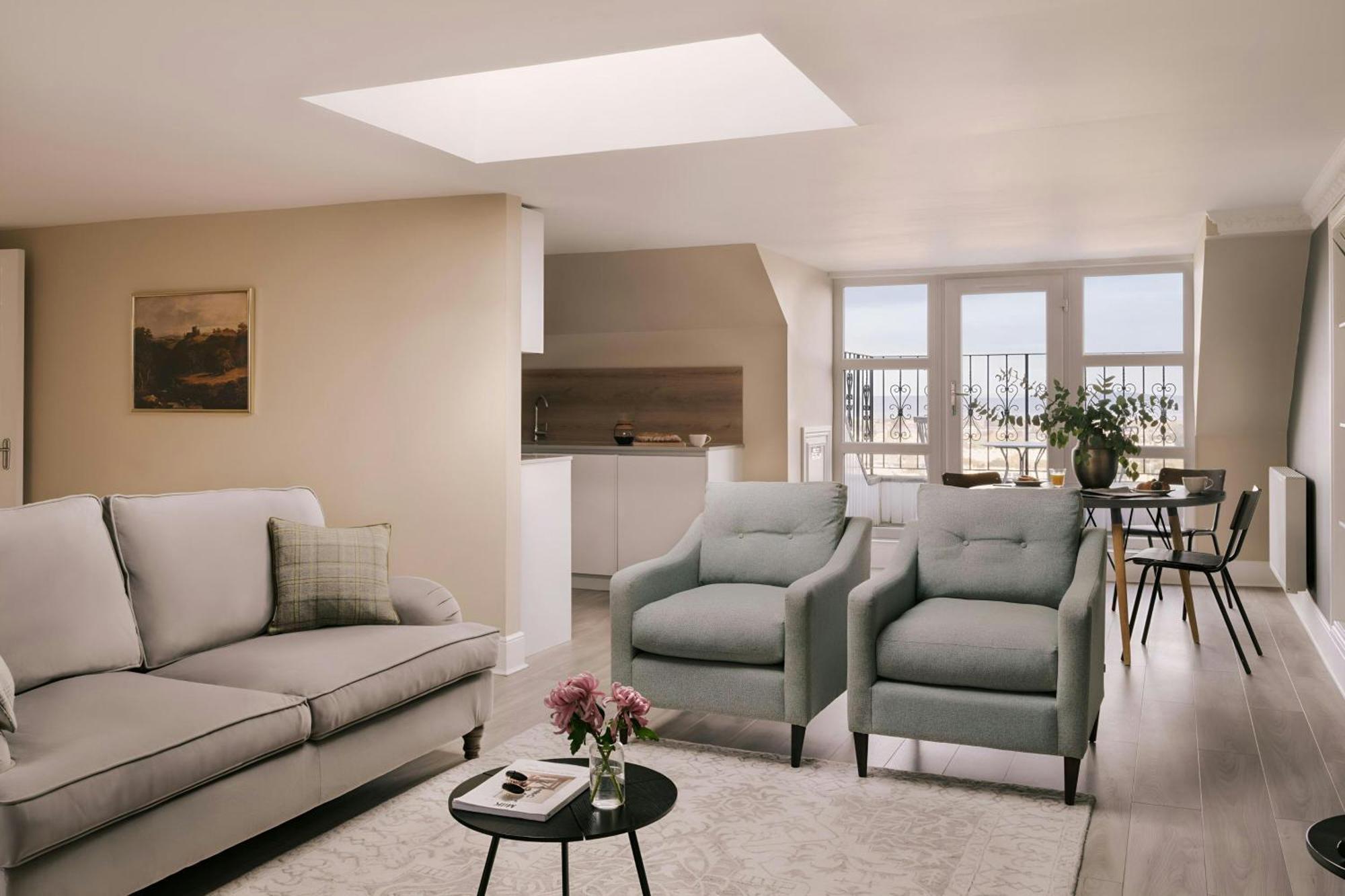 Deluxe Two Bedroom Suite Balcony