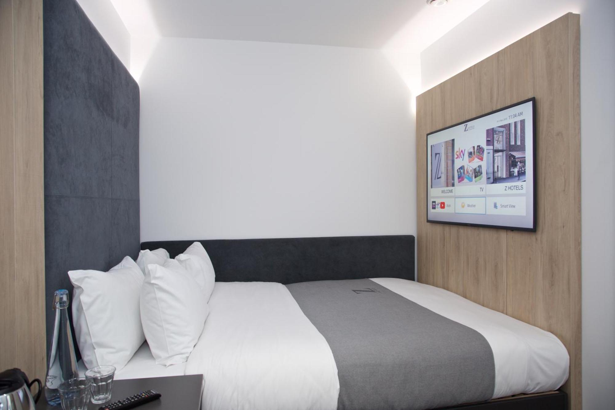 Kamer met Queensize Bed Zonder Raam