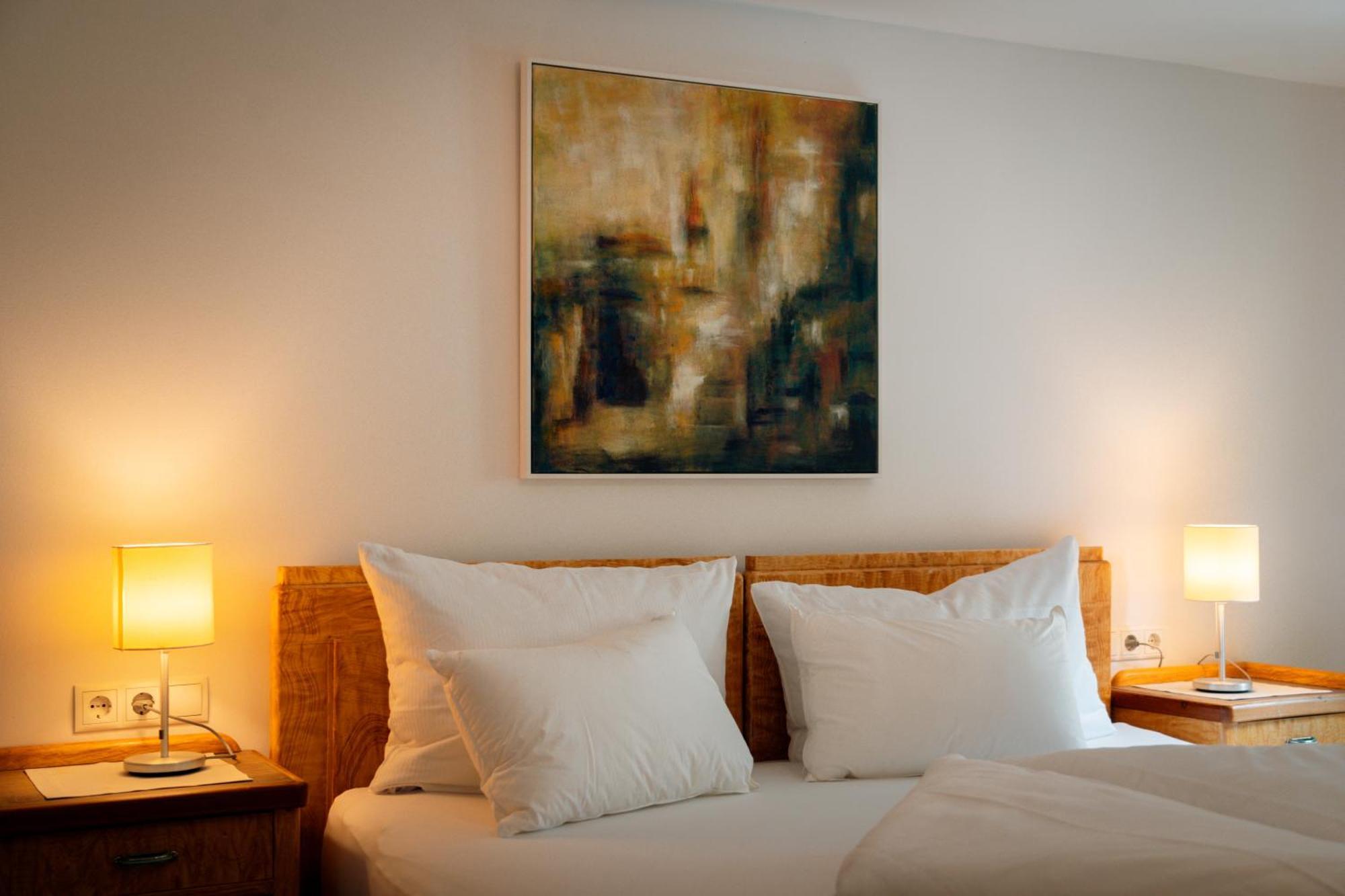 Three-Bedroom Apartment High Floor