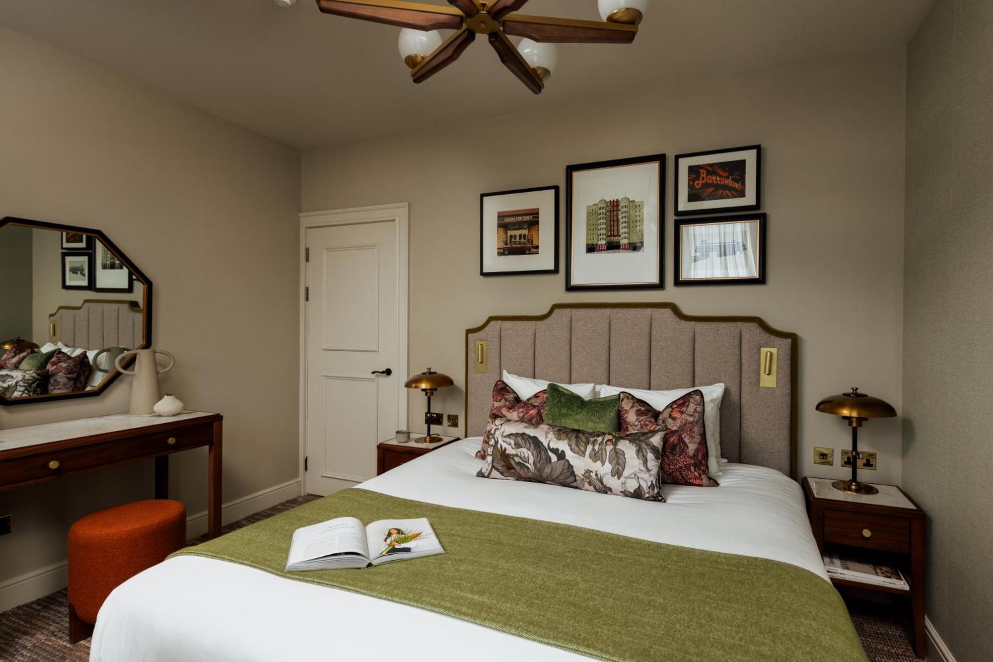 Penthouse One Bedroom Apartment