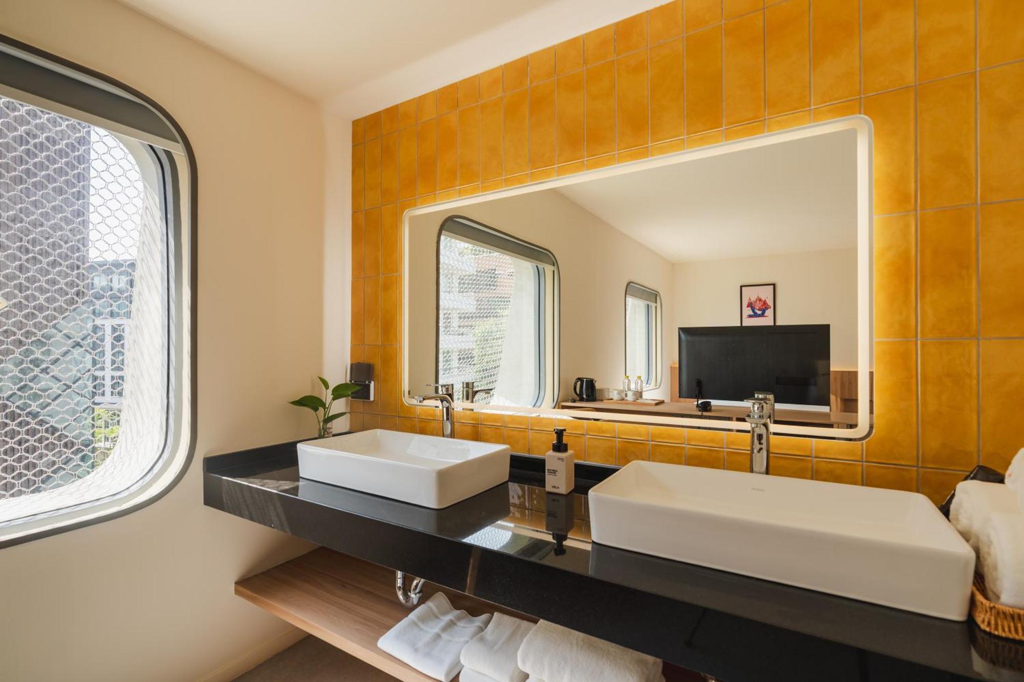 Executive Suite
