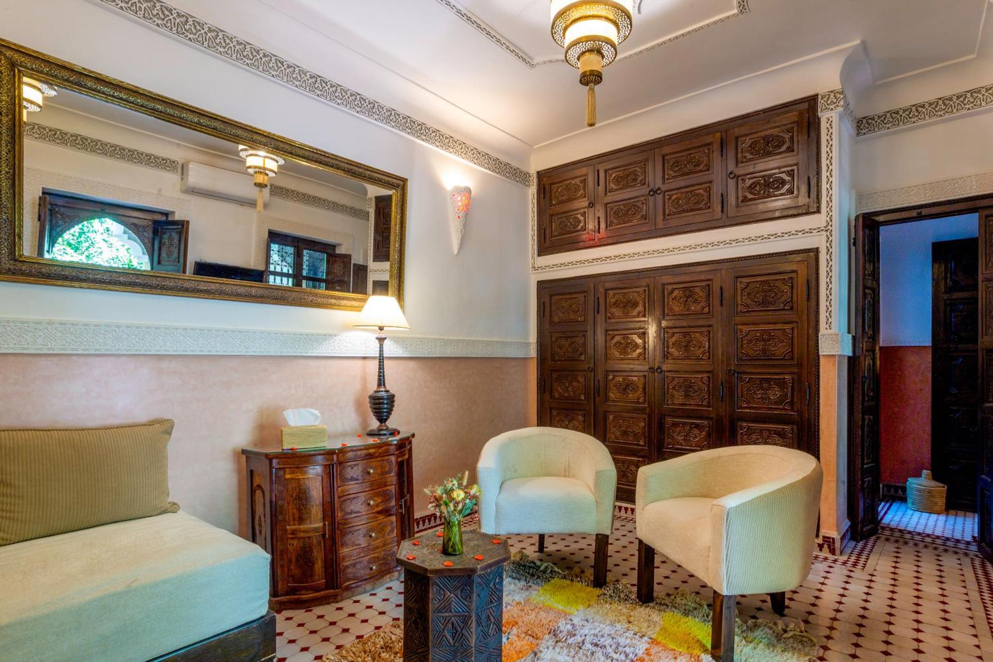 Royal Suite Cassiopee Electra