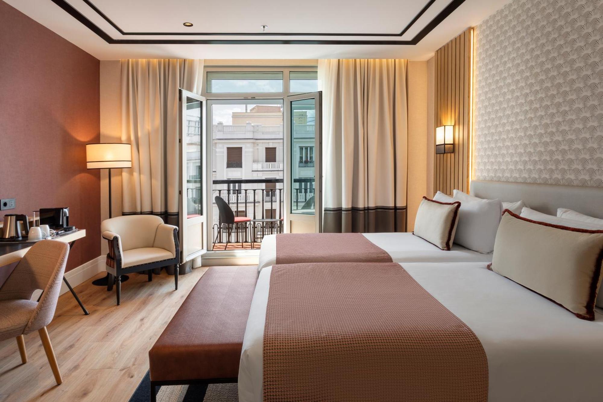 Superior Double Room Balcony