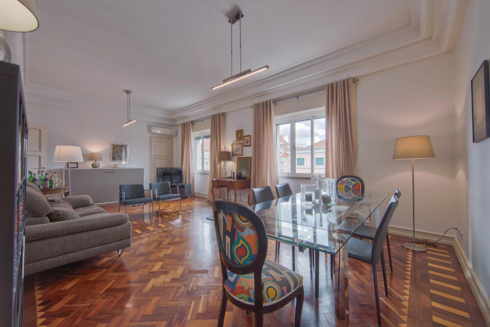 Tweepersoonskamer met Gedeelde Badkamer