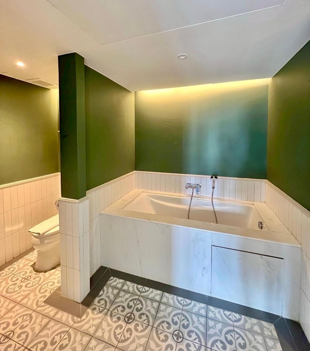 Two Bedroom River View King Suite