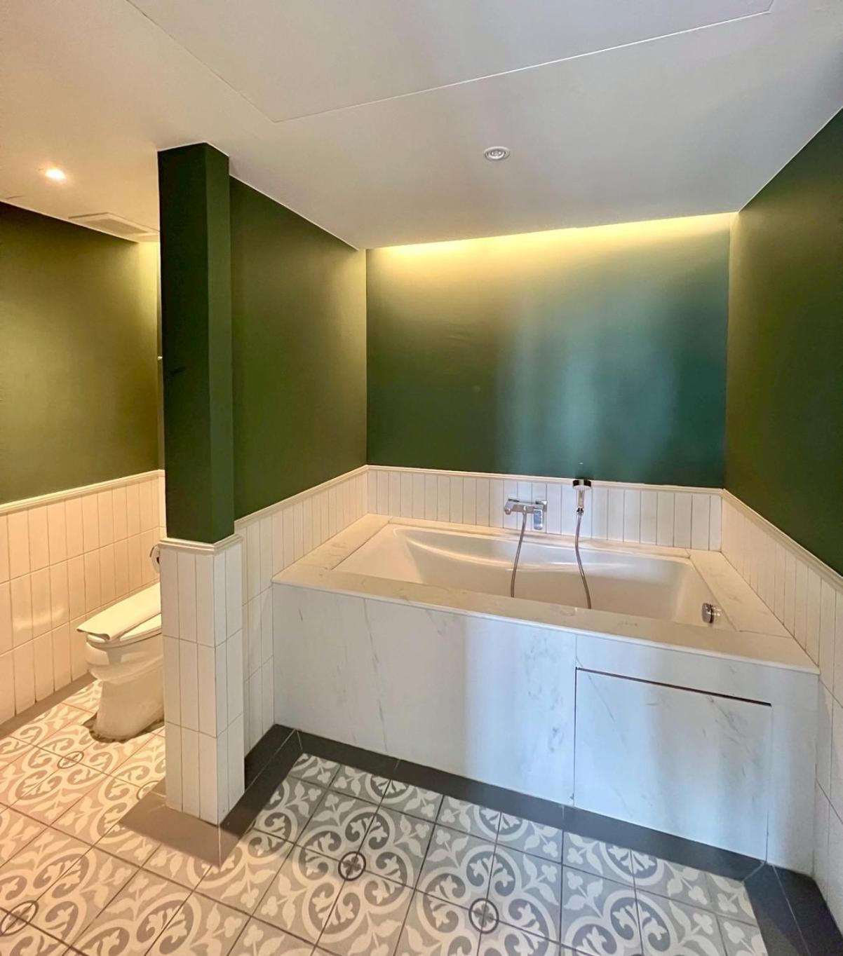 Two Bedroom River View King Suite