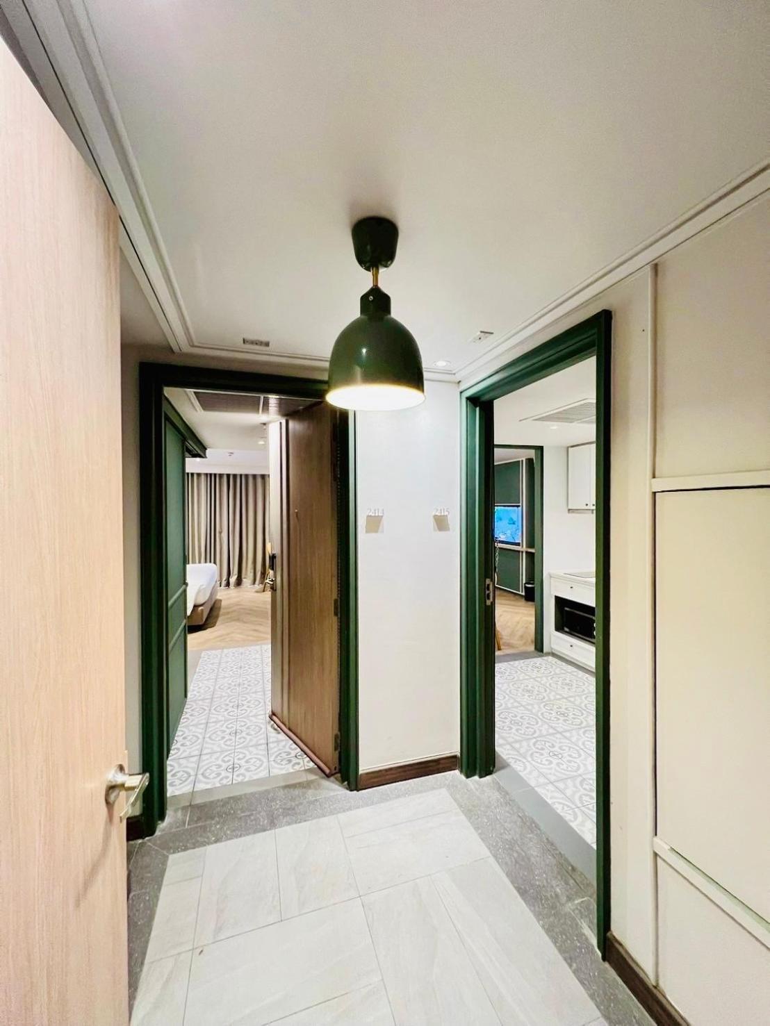 Two Bedroom River View King Suite