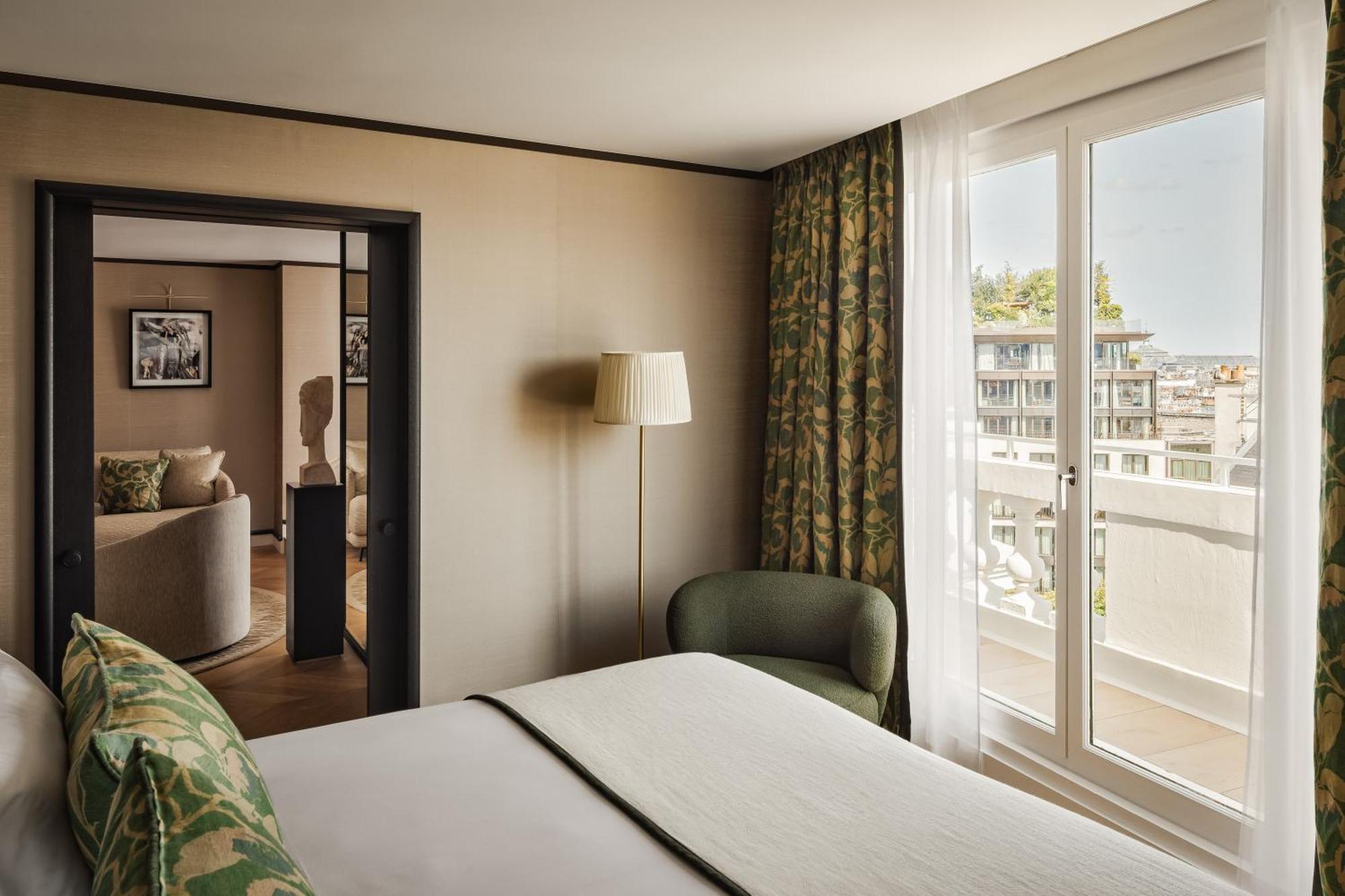 Eiffel Suite