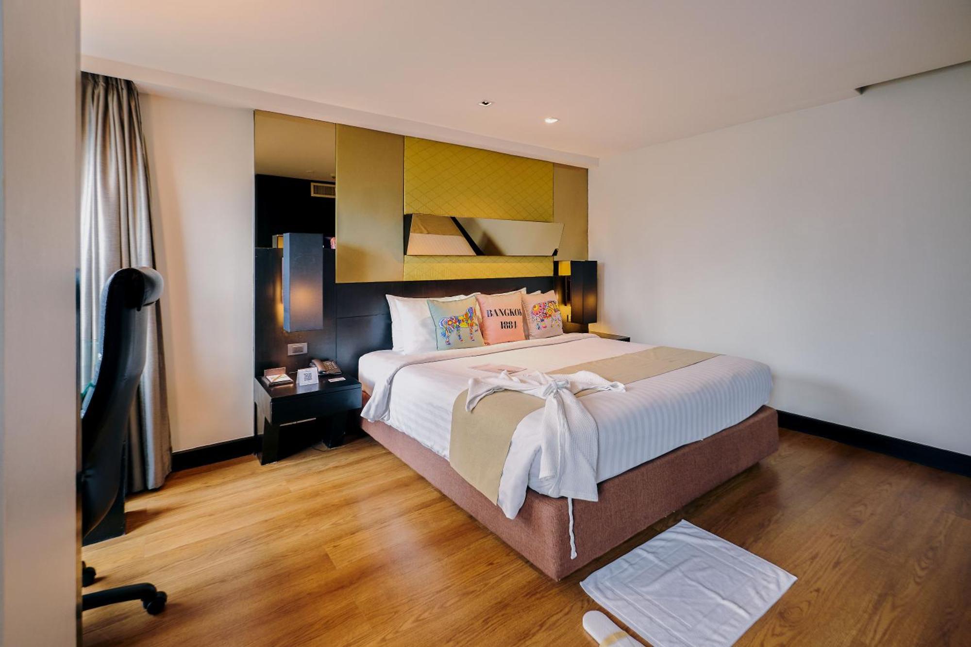 Residence King Suite