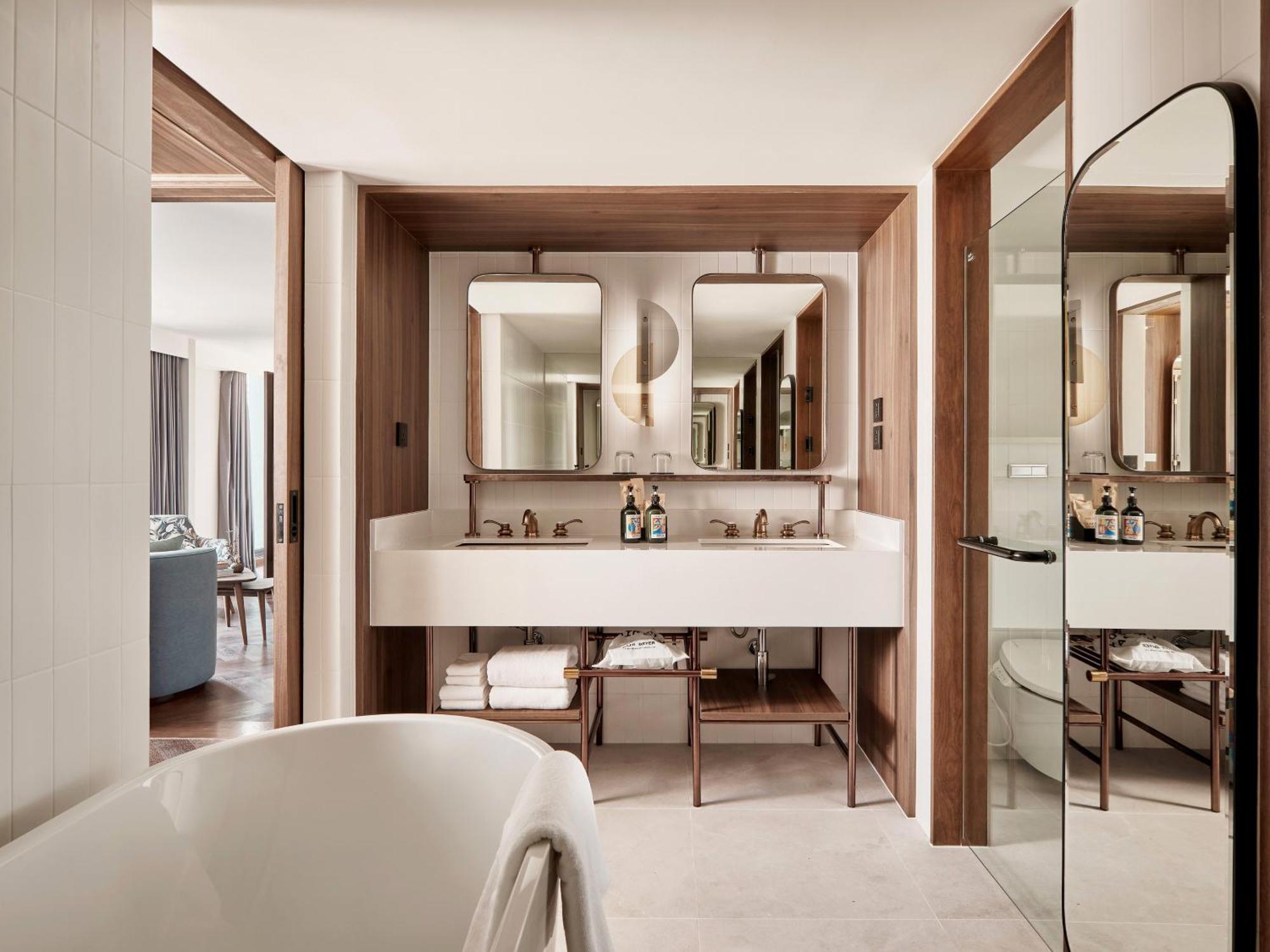 Executive Suite