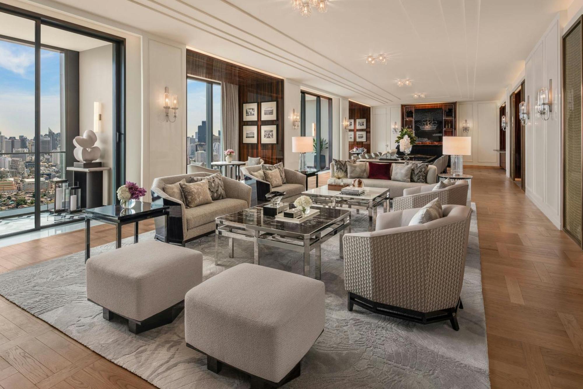 Three-Bedroom Suite Club Lounge Access