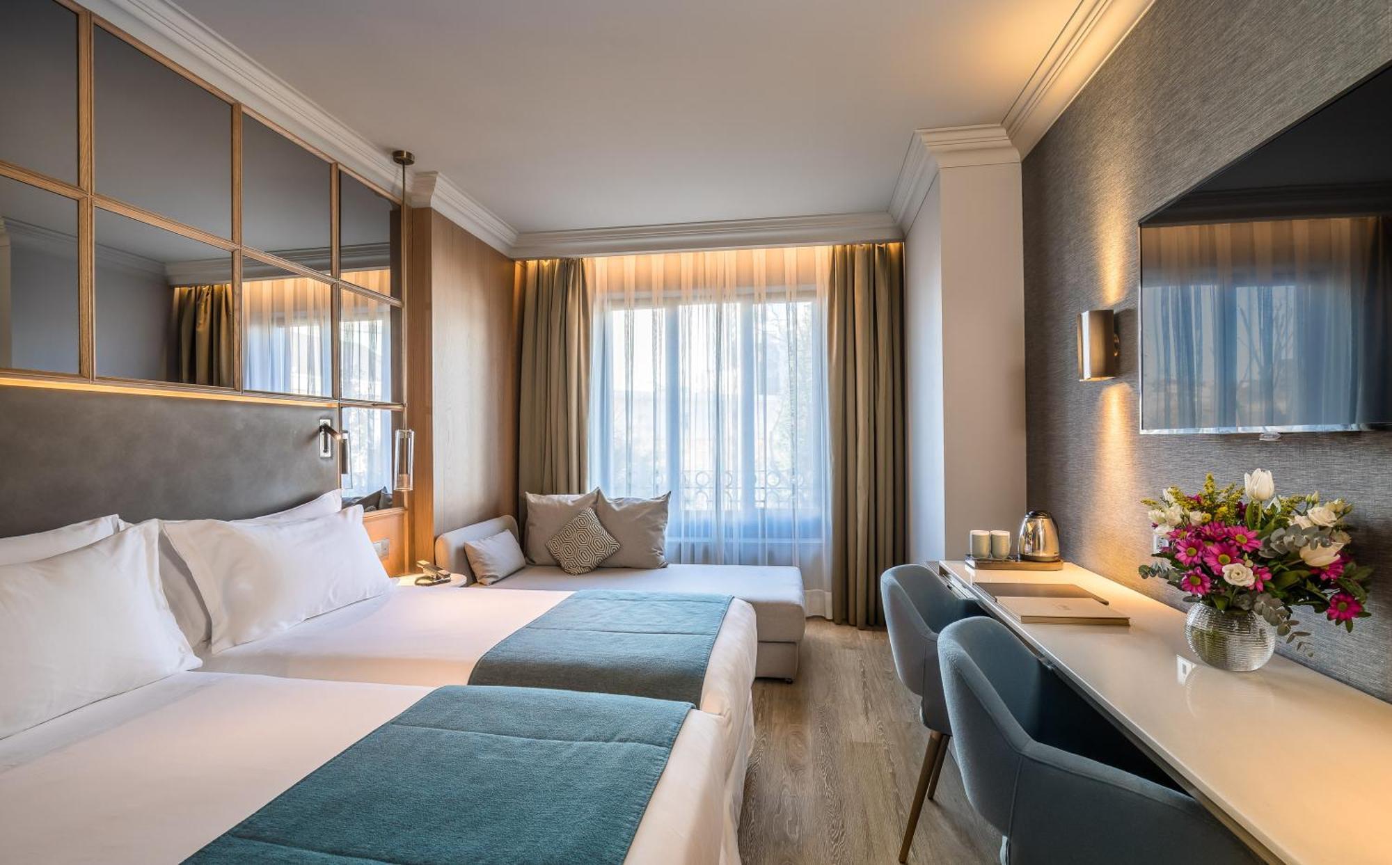 Premium King Room
