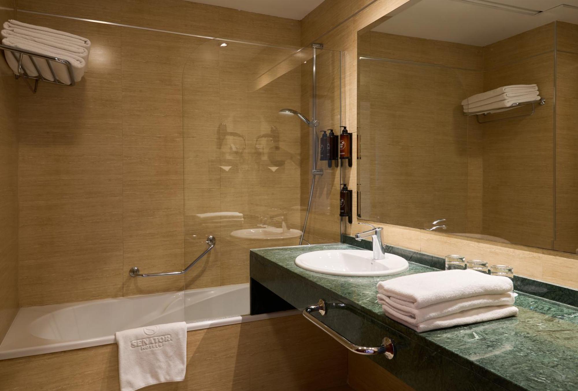 Twin Room Extra Bed
