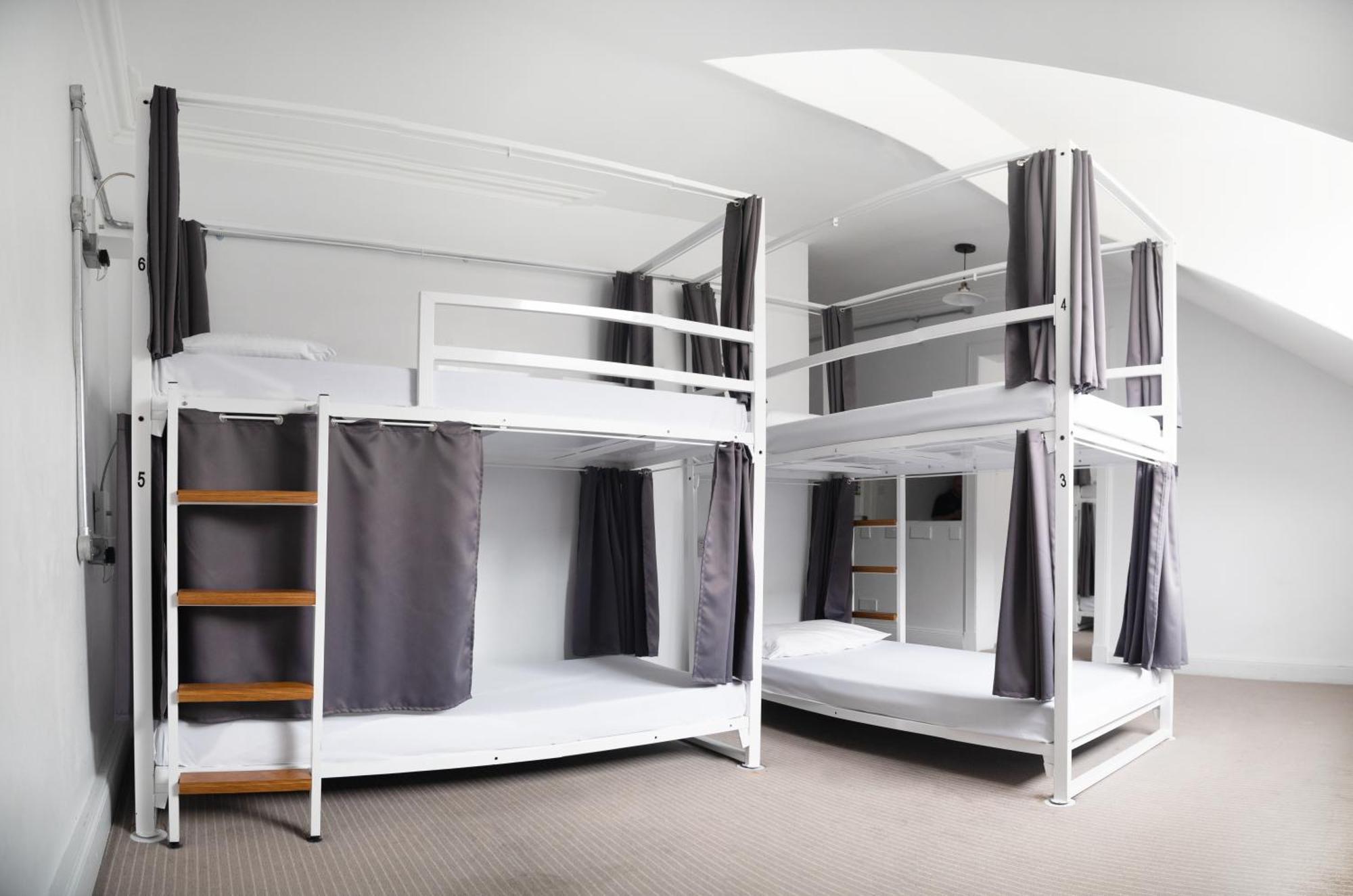 6 Bed Private Room Ensuite