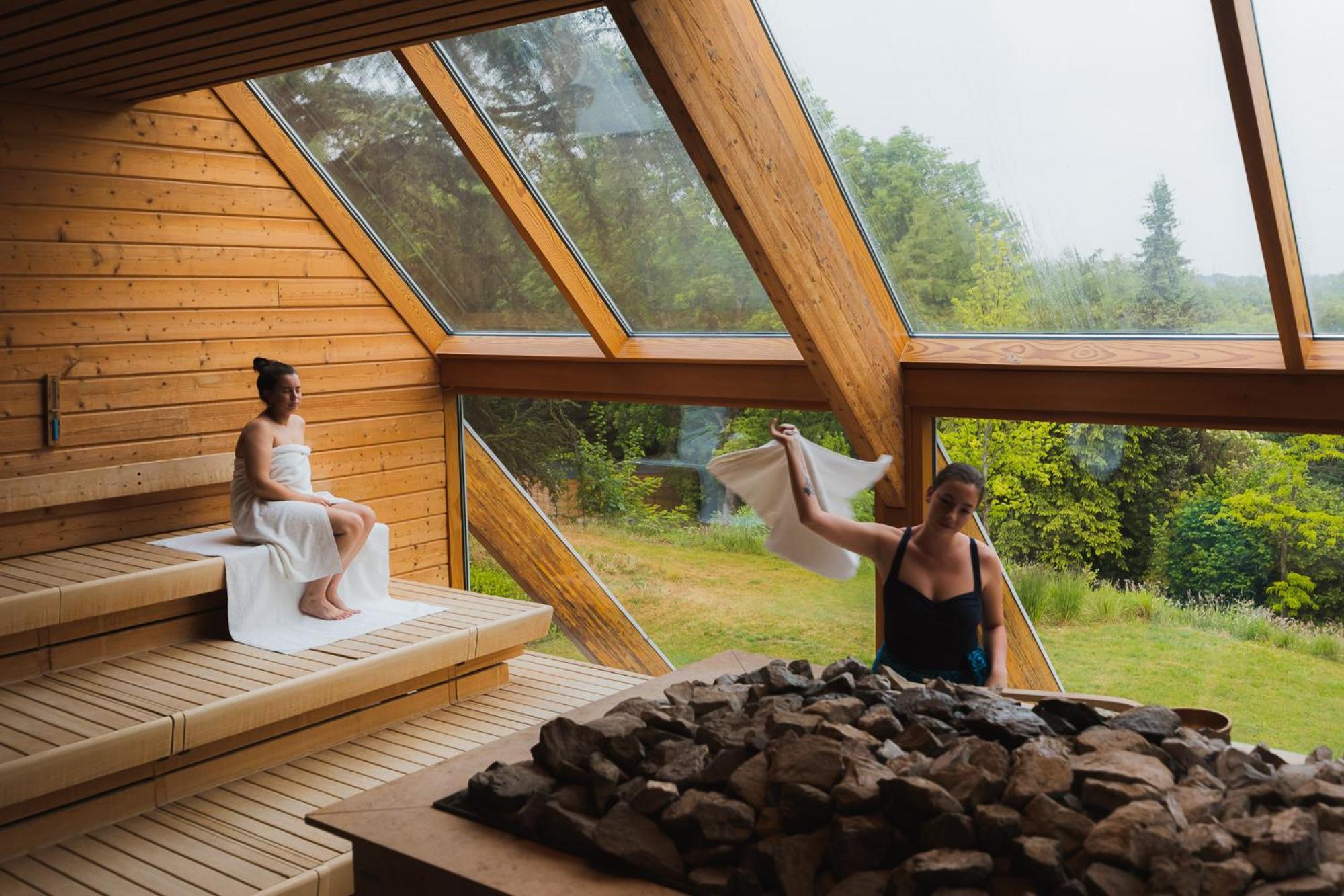 Royal Sauna Suite Spa Access