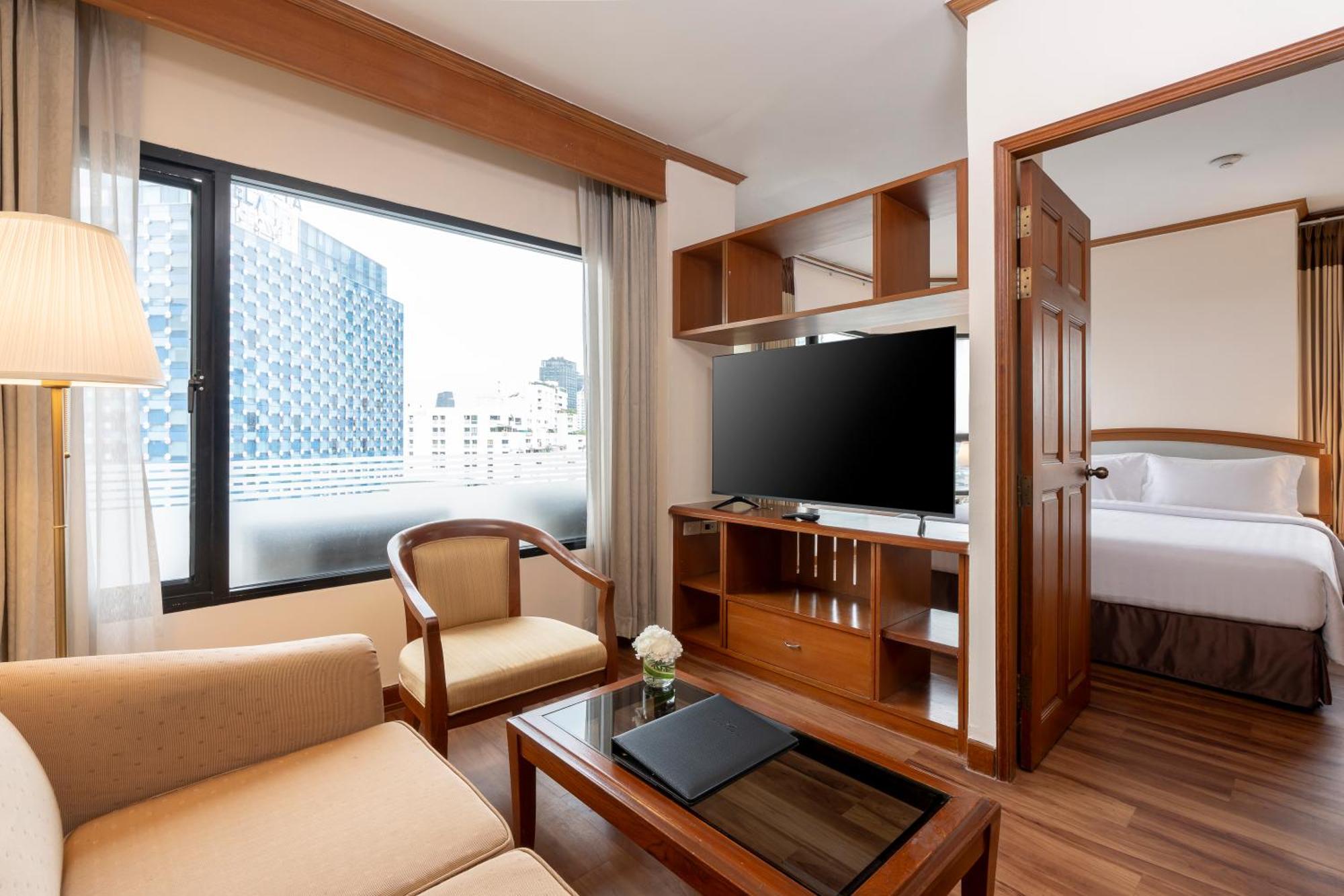One-Bedroom Suite Smoking