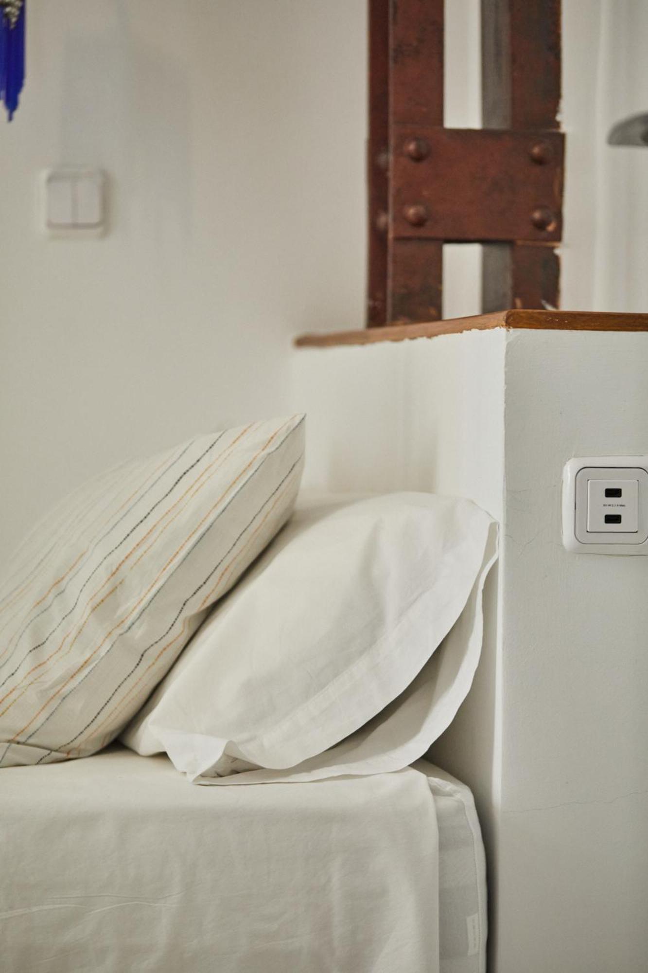 Single Room Private Bathroom