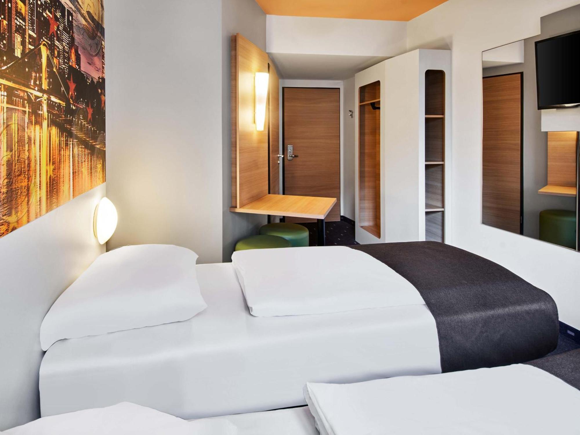 Tweepersoonskamer met 2 Aparte Bedden