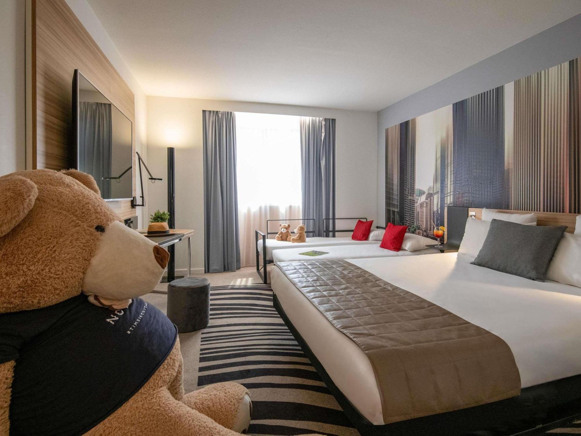 Superior Familiekamer met 1 Tweepersoonsbed en 2 Eenpersoonsbedden