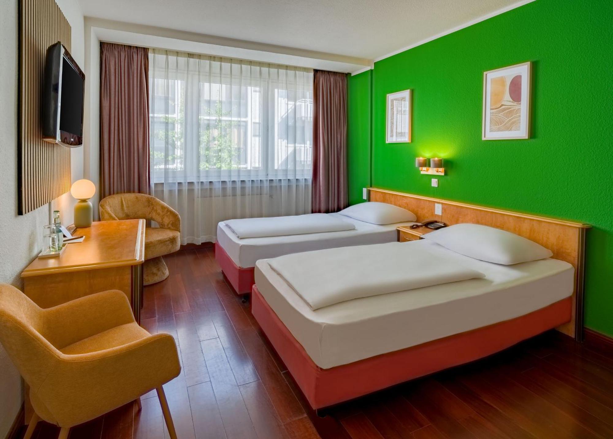 Double or Twin Room,1705555881:JPEG