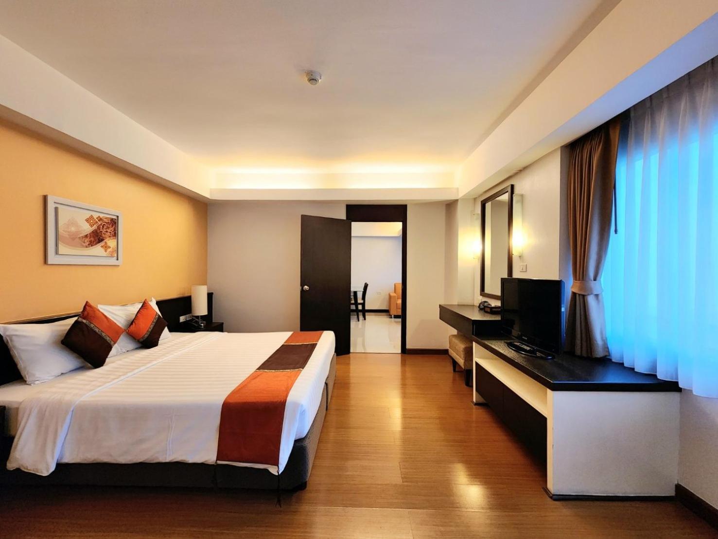 Premier Room