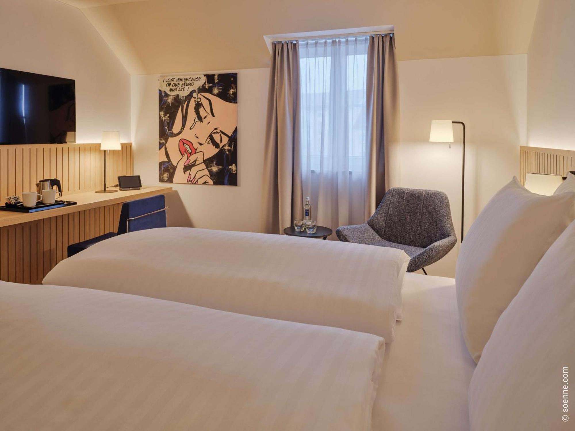 Comfort Room with King Bed