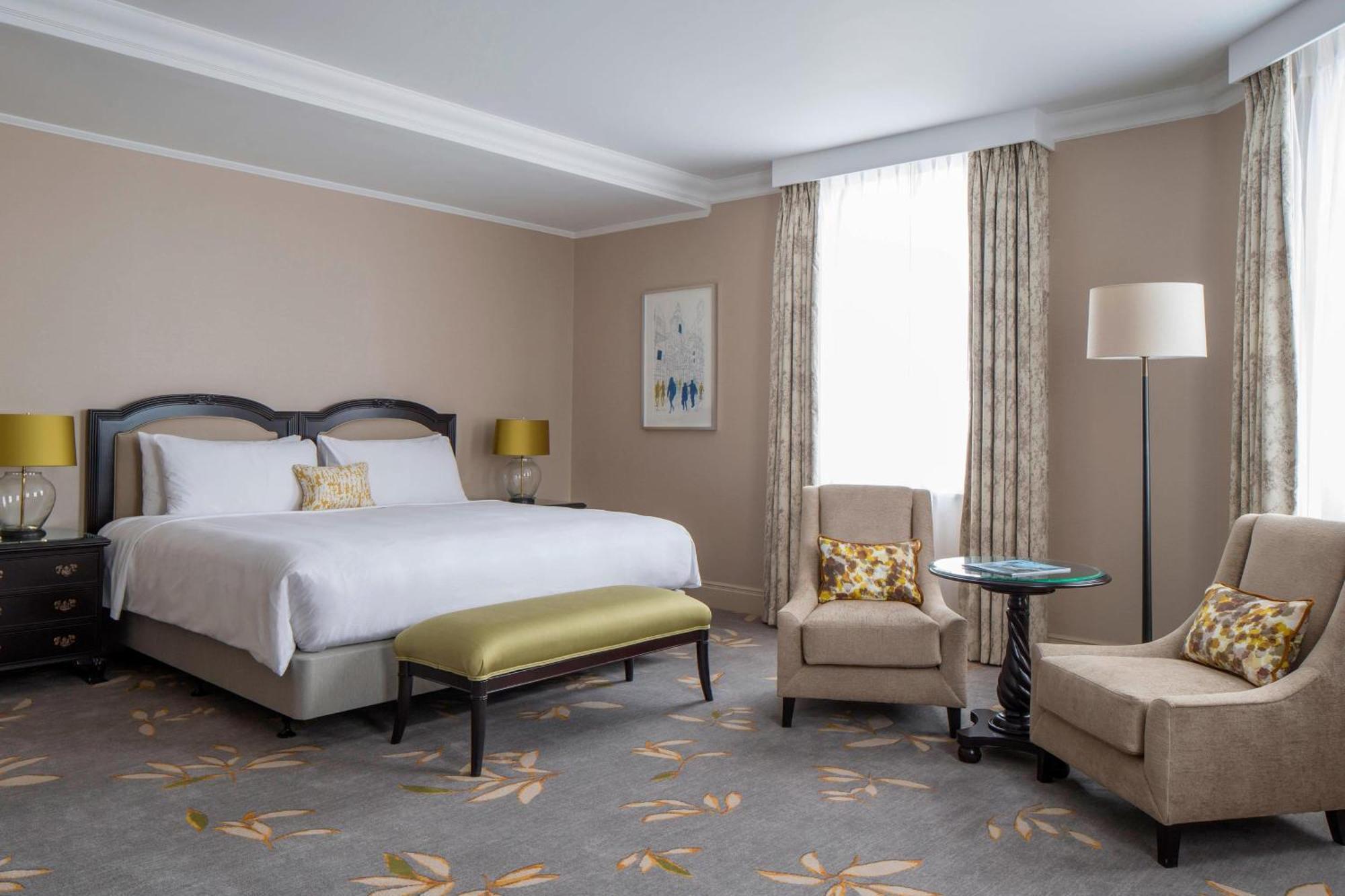 Executive Room, Executive lounge access, 1 King,1643143532:JPEG