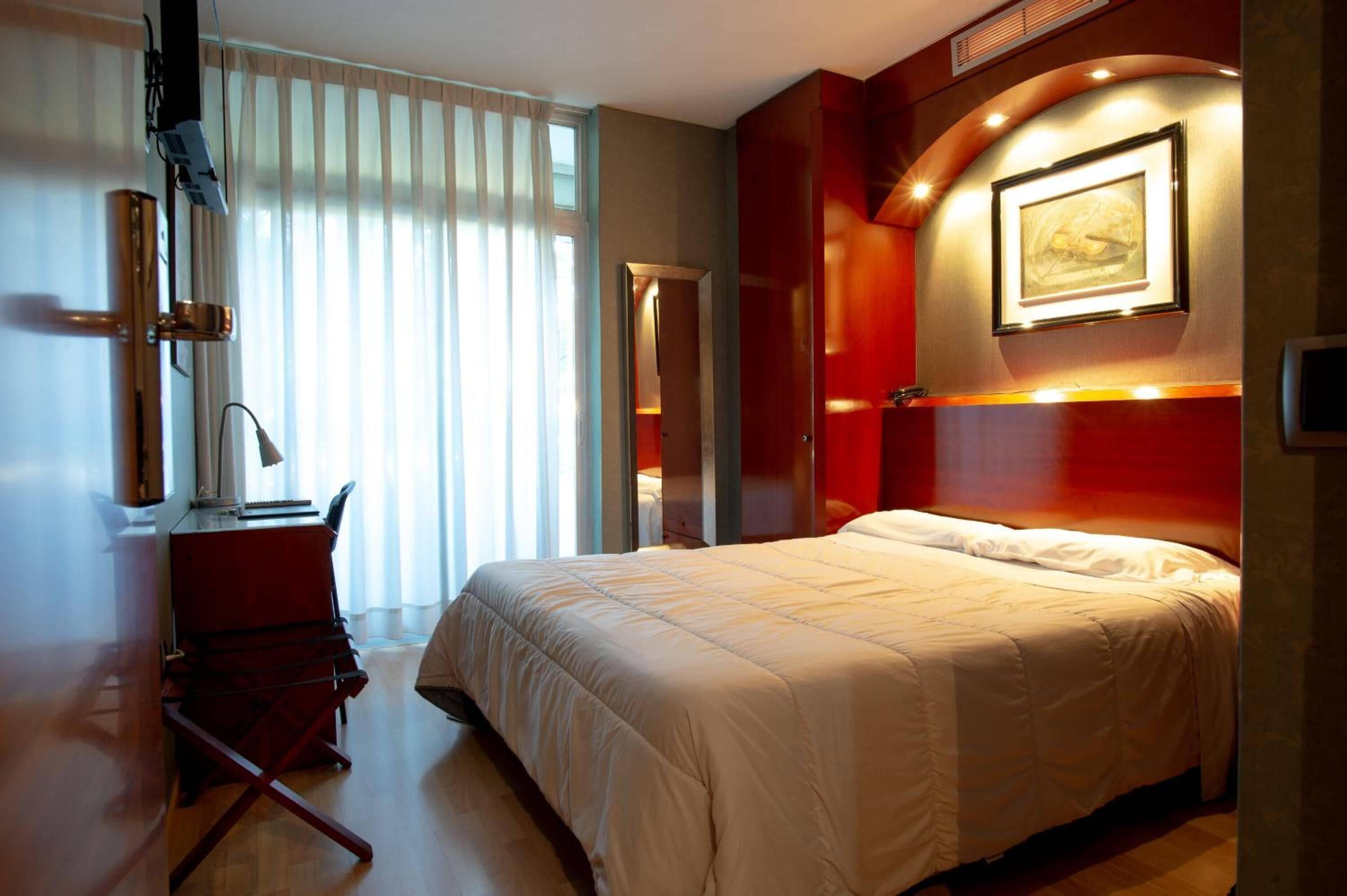 Superior Single Room