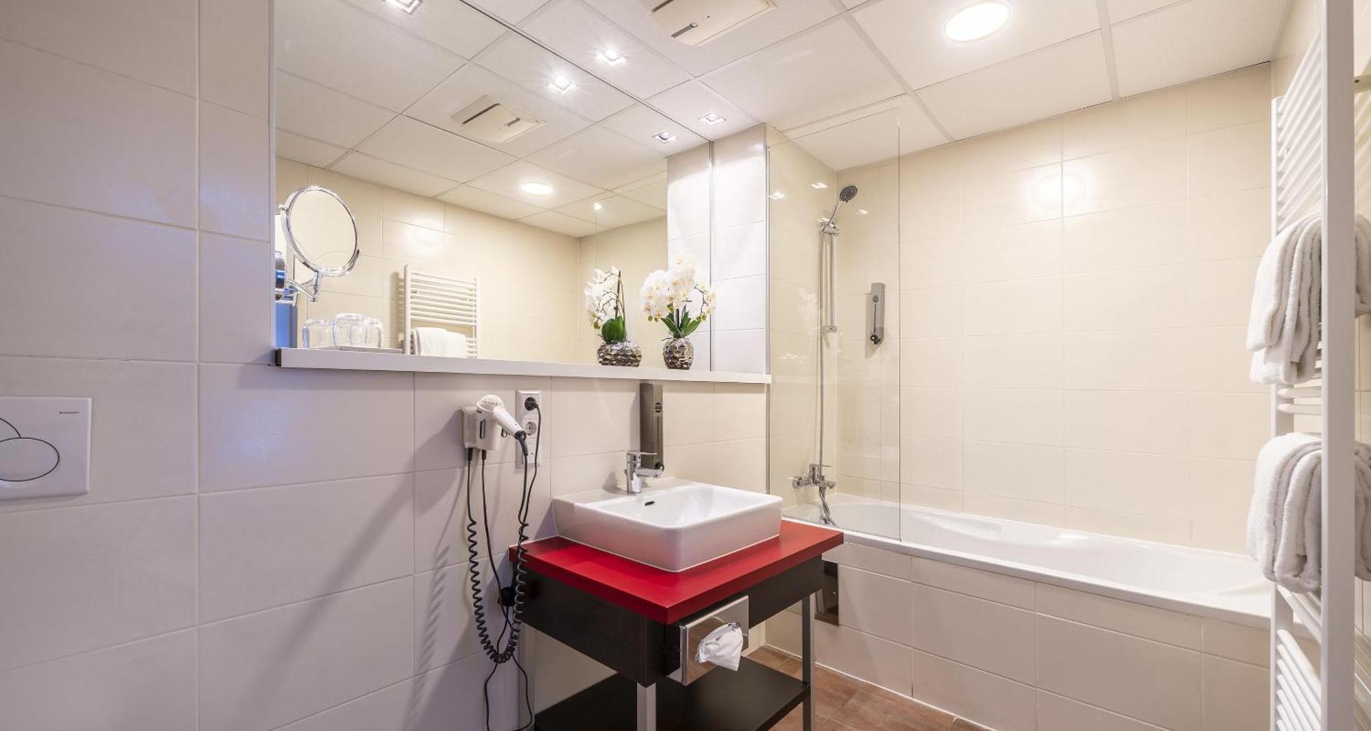 Comfort Triple Room
