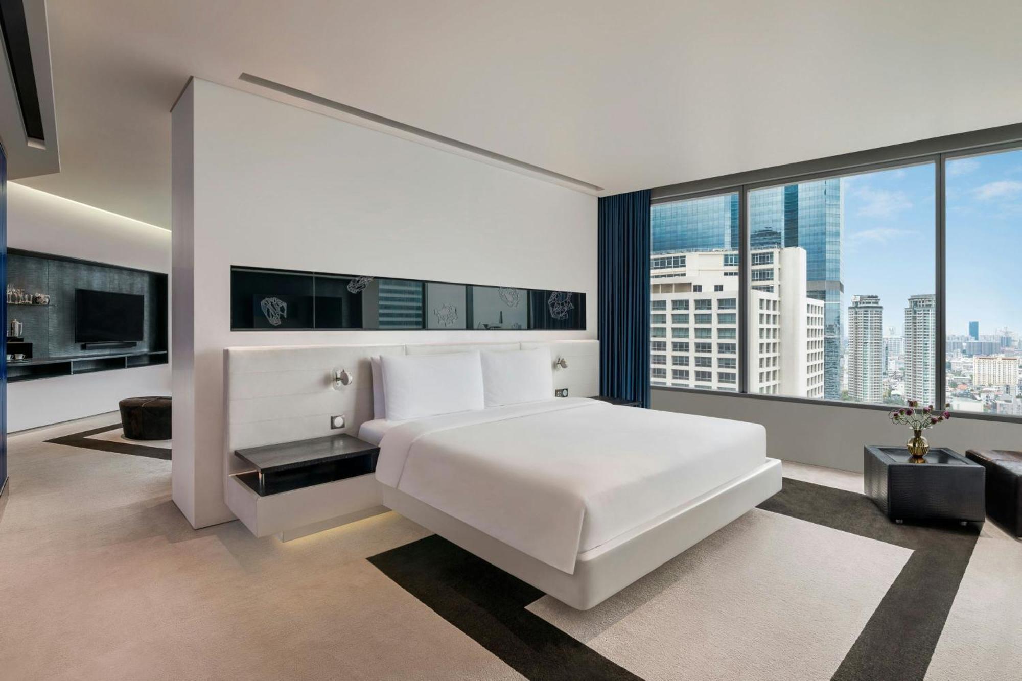 One-Bedroom Urban King Suite High Floor