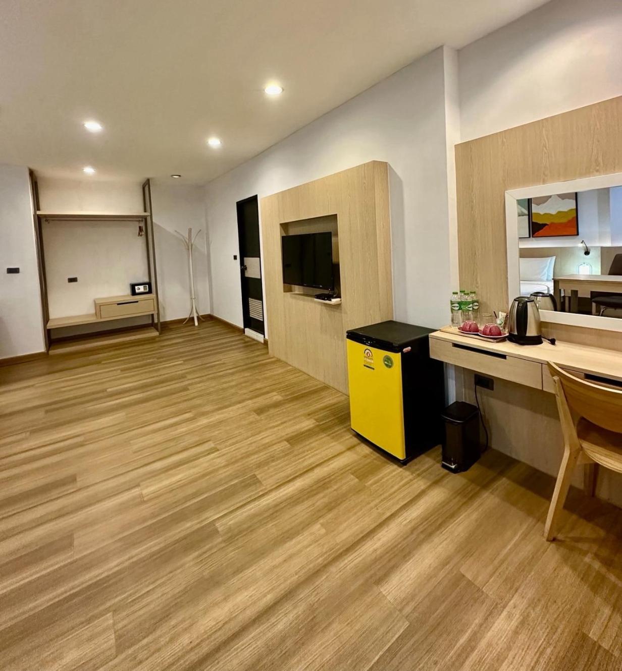 Executive Suite