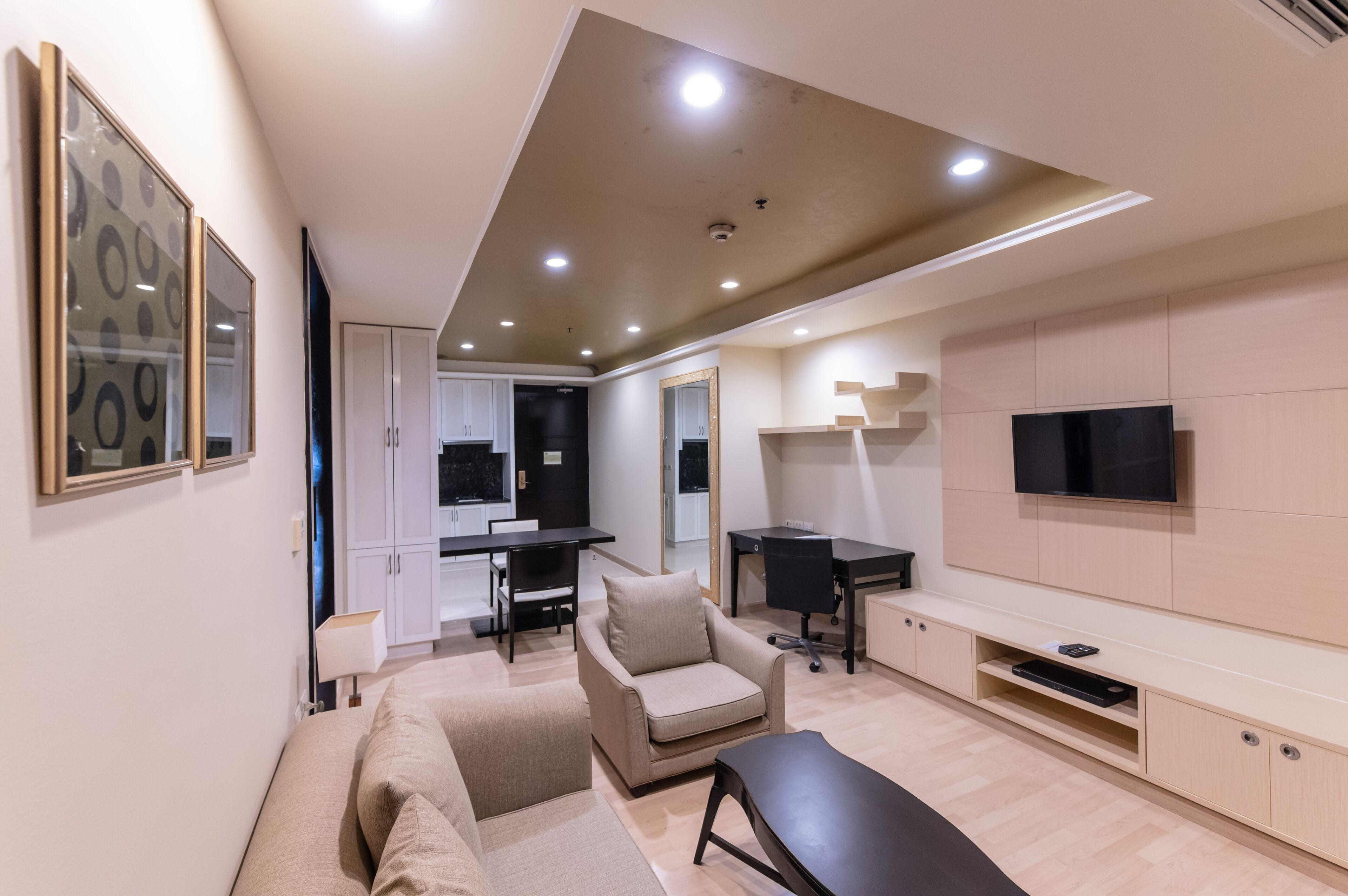 Admiral One-Bedroom Suite