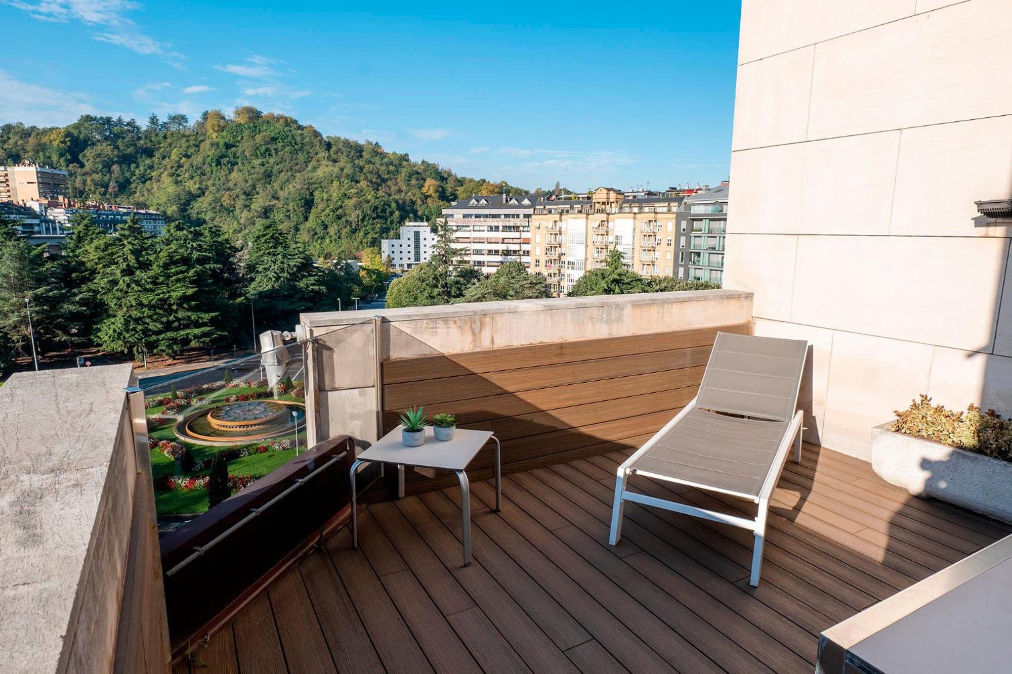 Deluxe Double Room Balcony