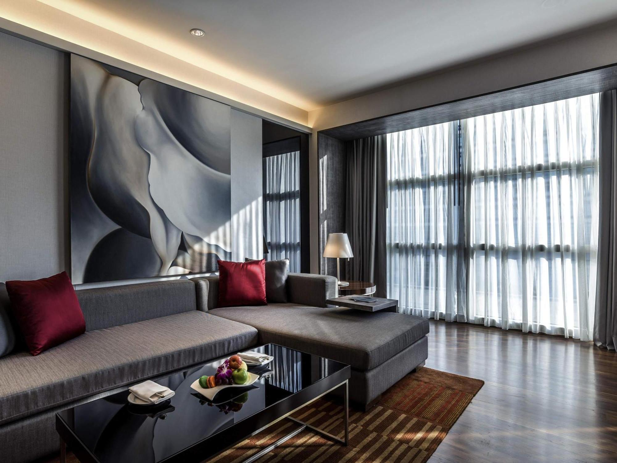 Executive Suite 1 Kingsize Bed Executive Lounge Access