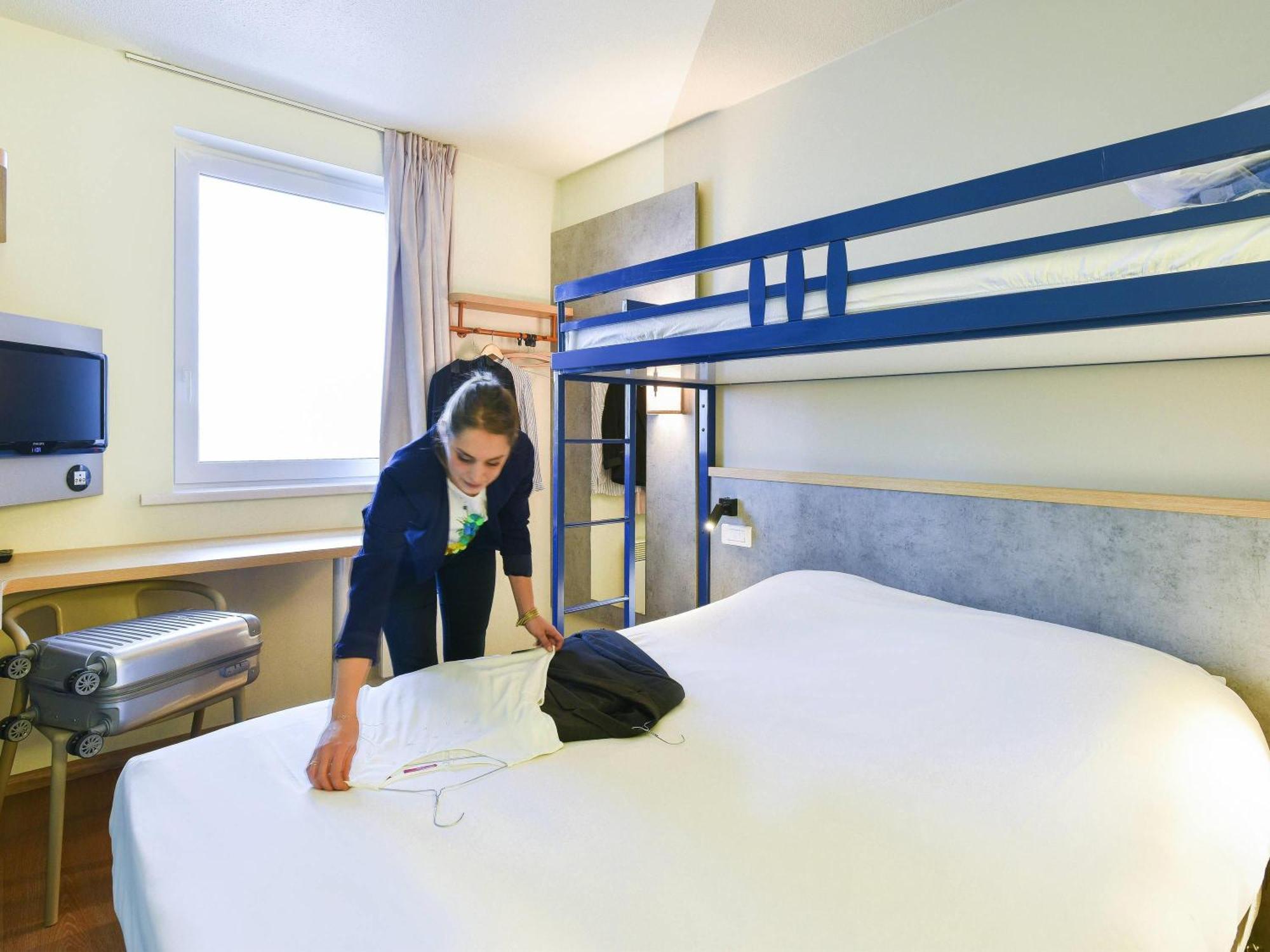 Standard Room 1 double bed 1 single bed