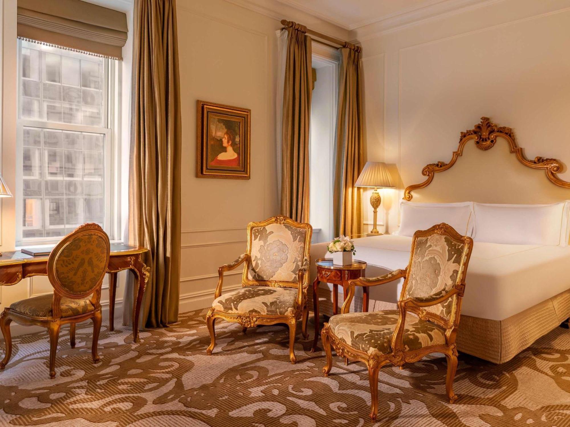 Deluxe Kamer met Kingsize Bed - Geschikt voor Gasten met een Lichamelijke Beperking