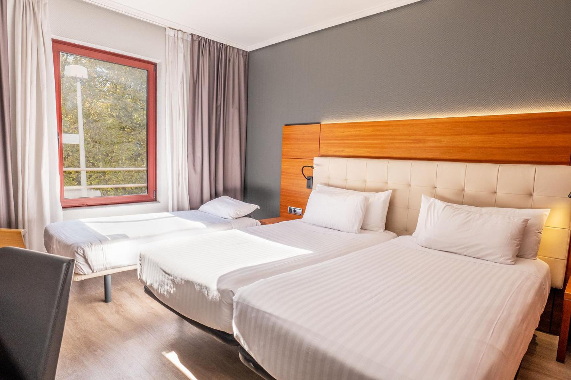 Deluxe Double Room Extra Bed