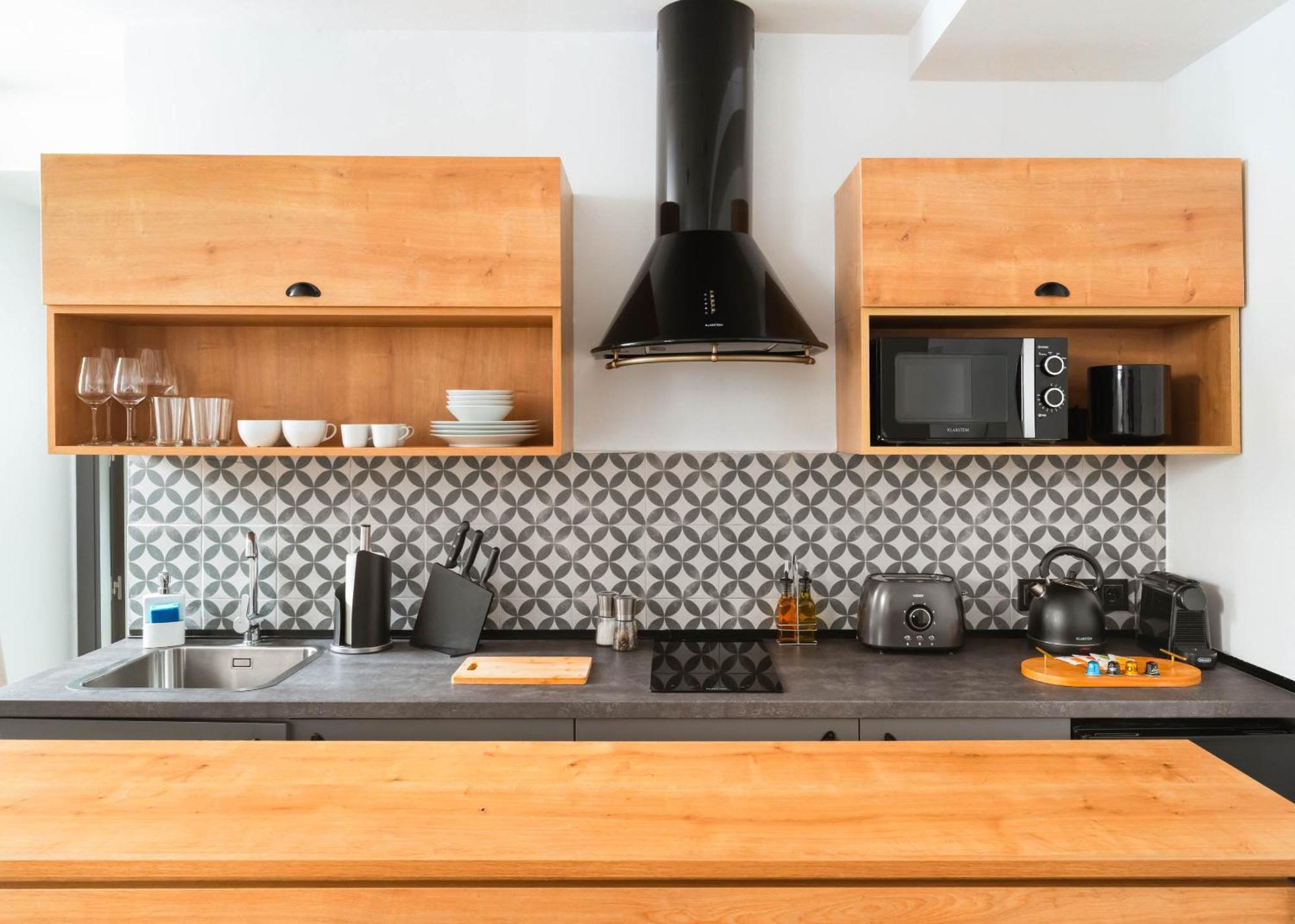 One-Bedroom Basement Apartment