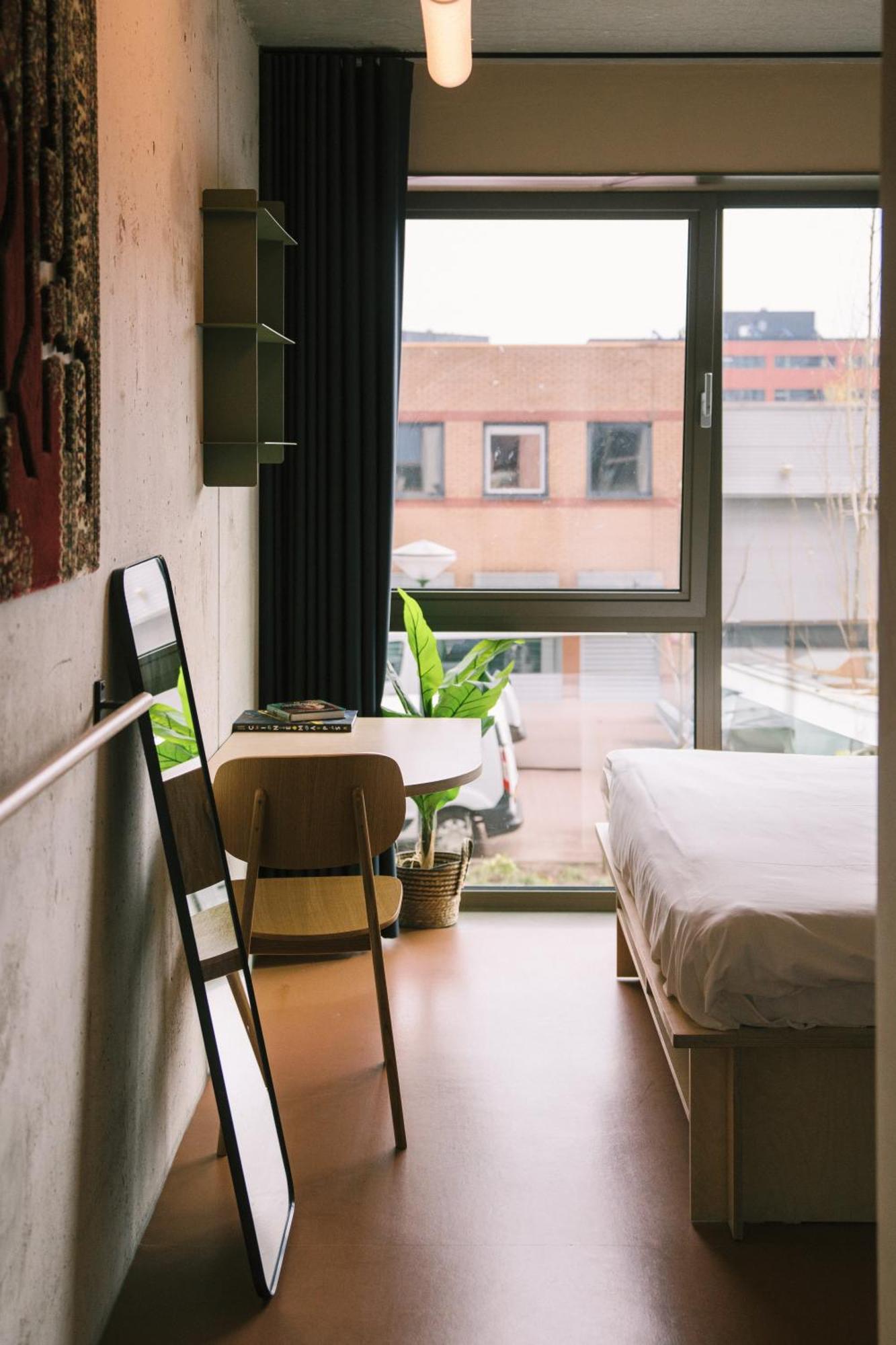 Kamer met Queensize Bed - Geschikt voor Gasten met een Lichamelijke Beperking