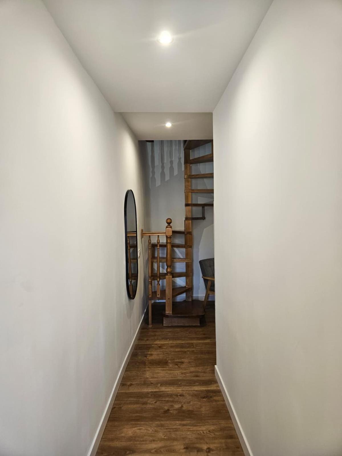 Twin Room Private Bathroom