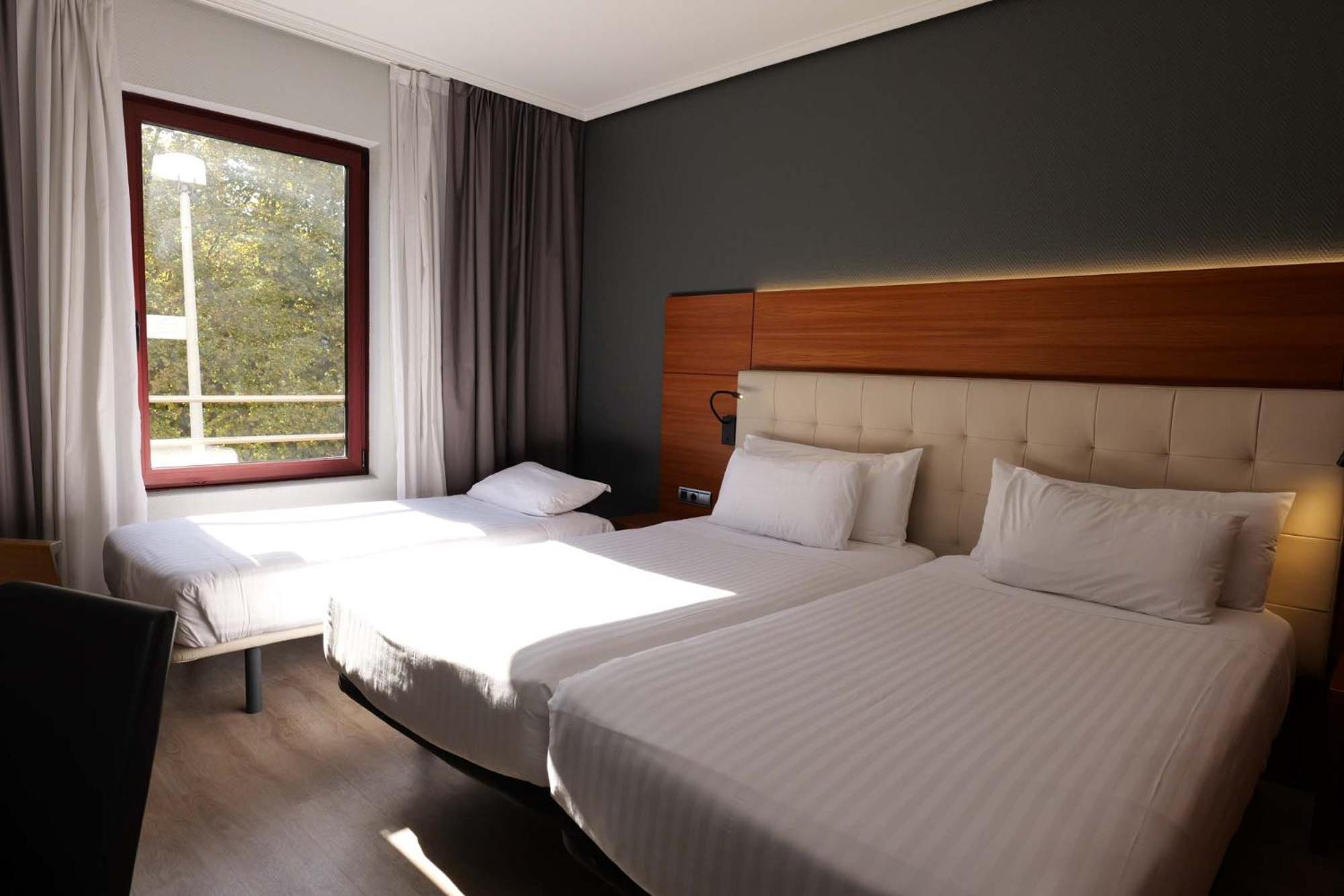 Deluxe Double Room Extra Bed