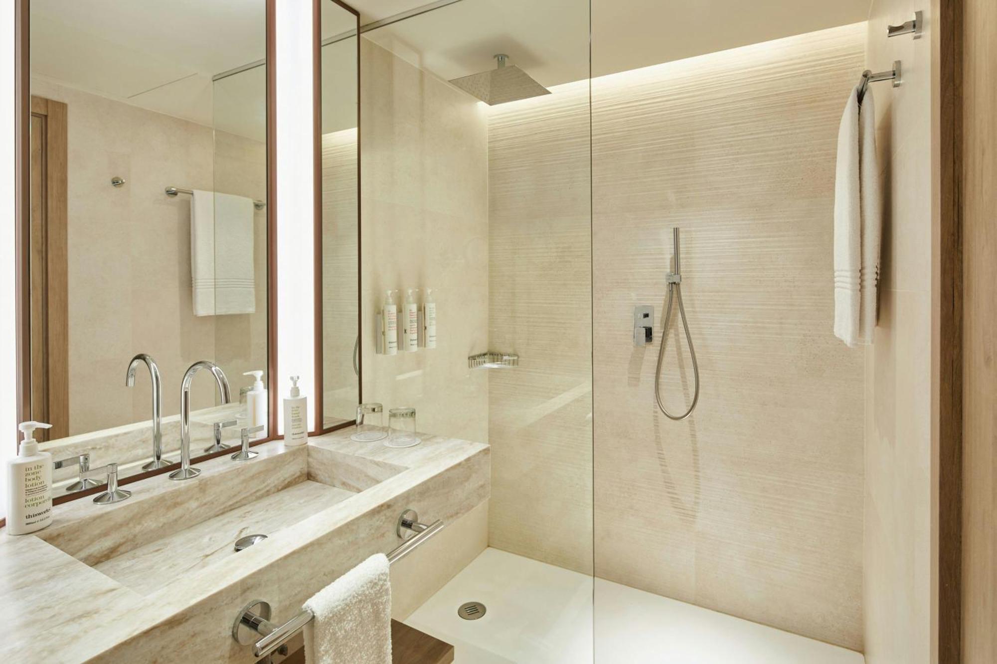 Two-Bedroom Suite City View