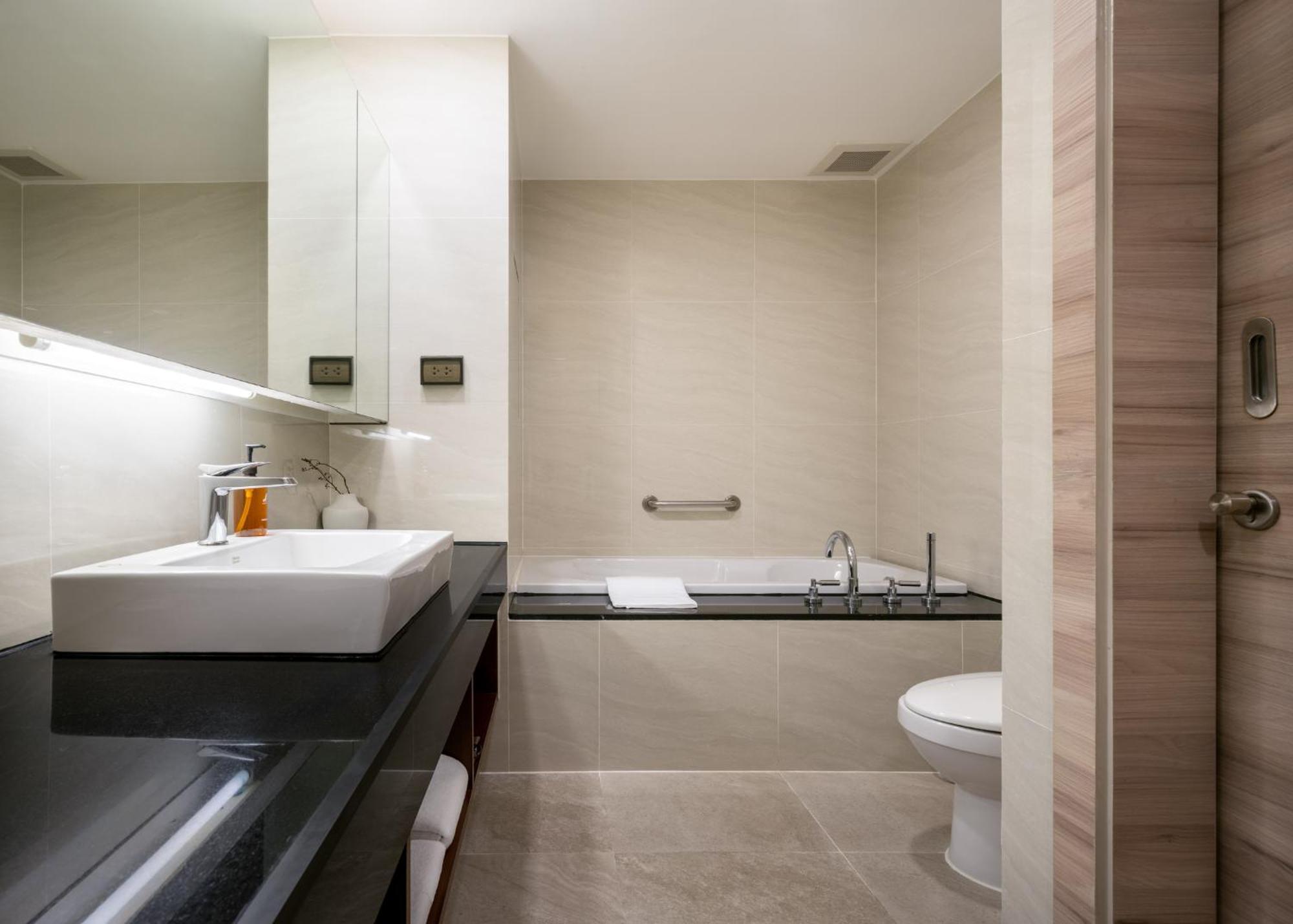 One-Bedroom Premier