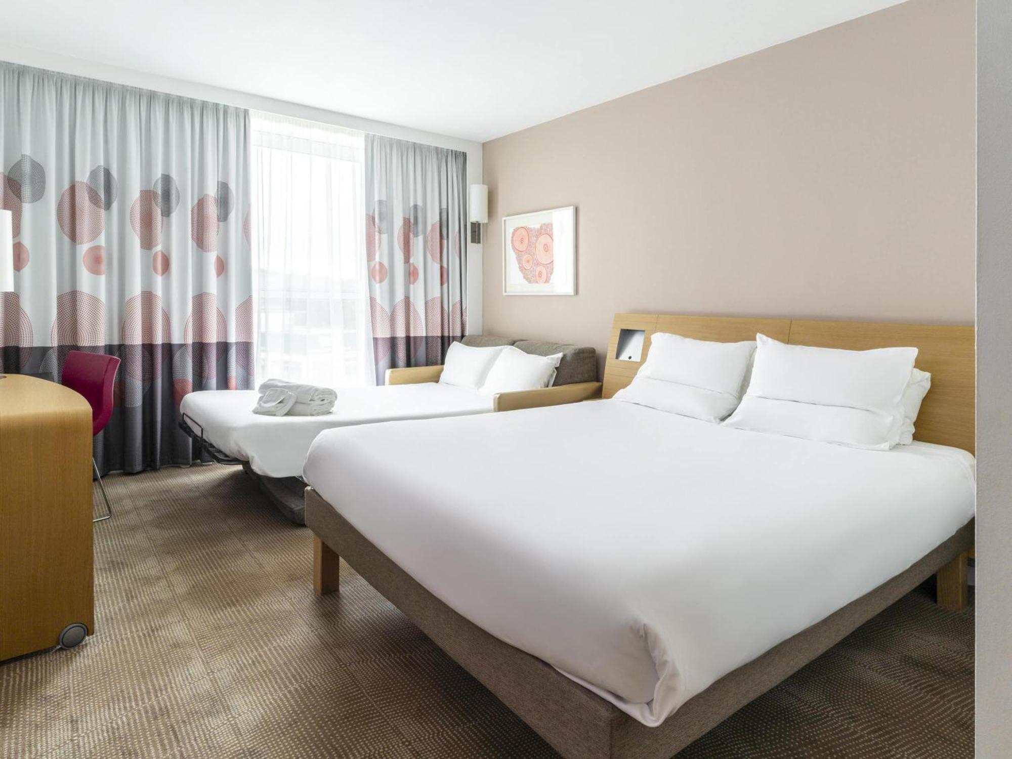Superior Kamer met Queensize Bed en Slaapbank