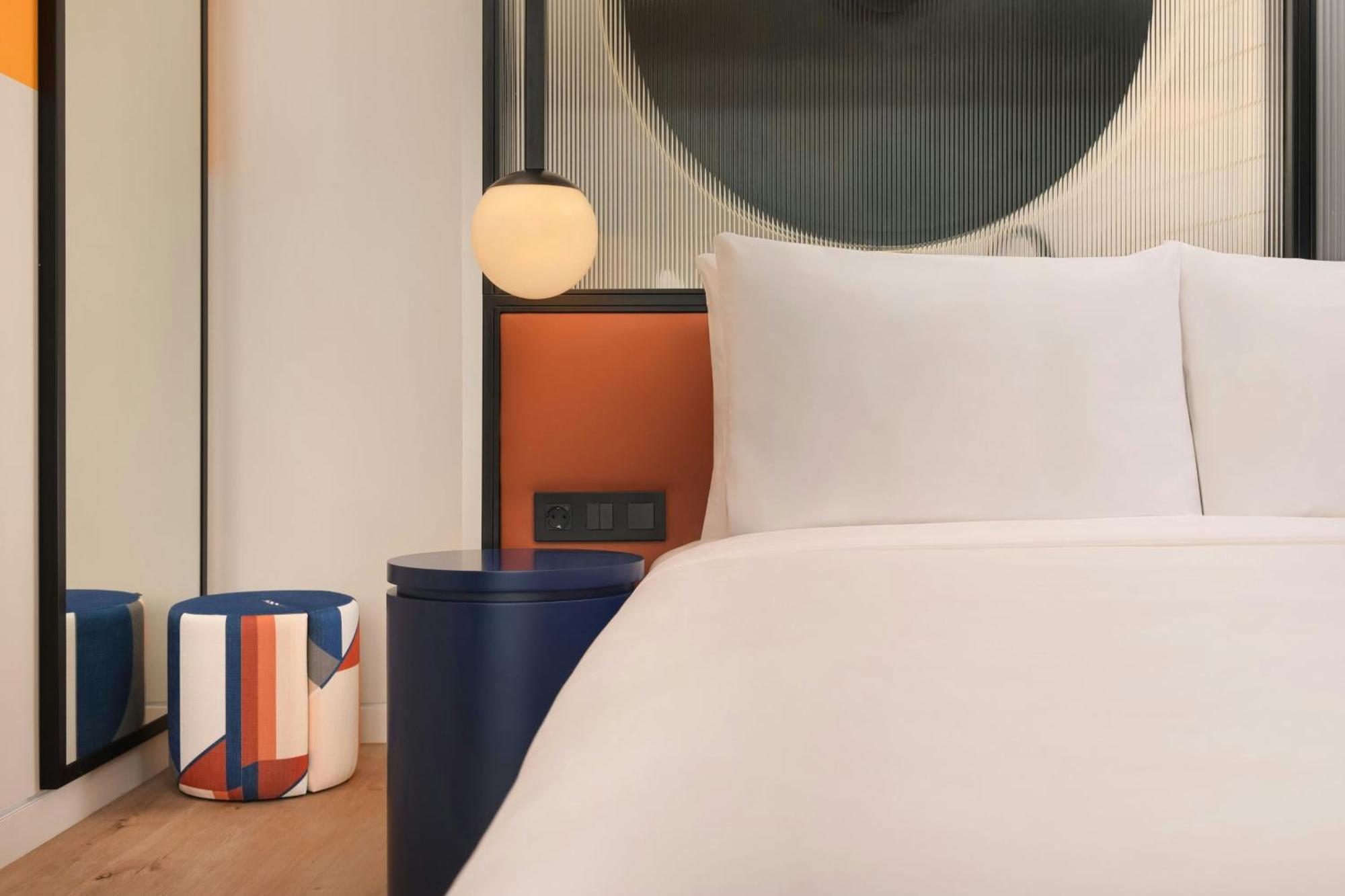 Aloft King Room Gran Via View