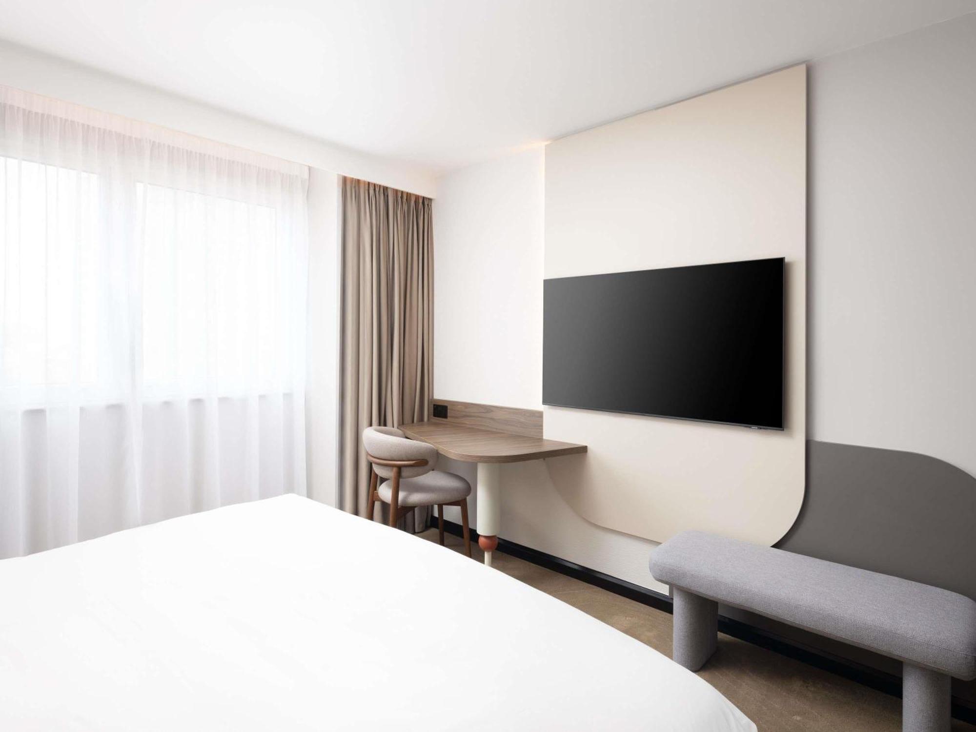 Superior Kamer met kingsize bed en regendouche
