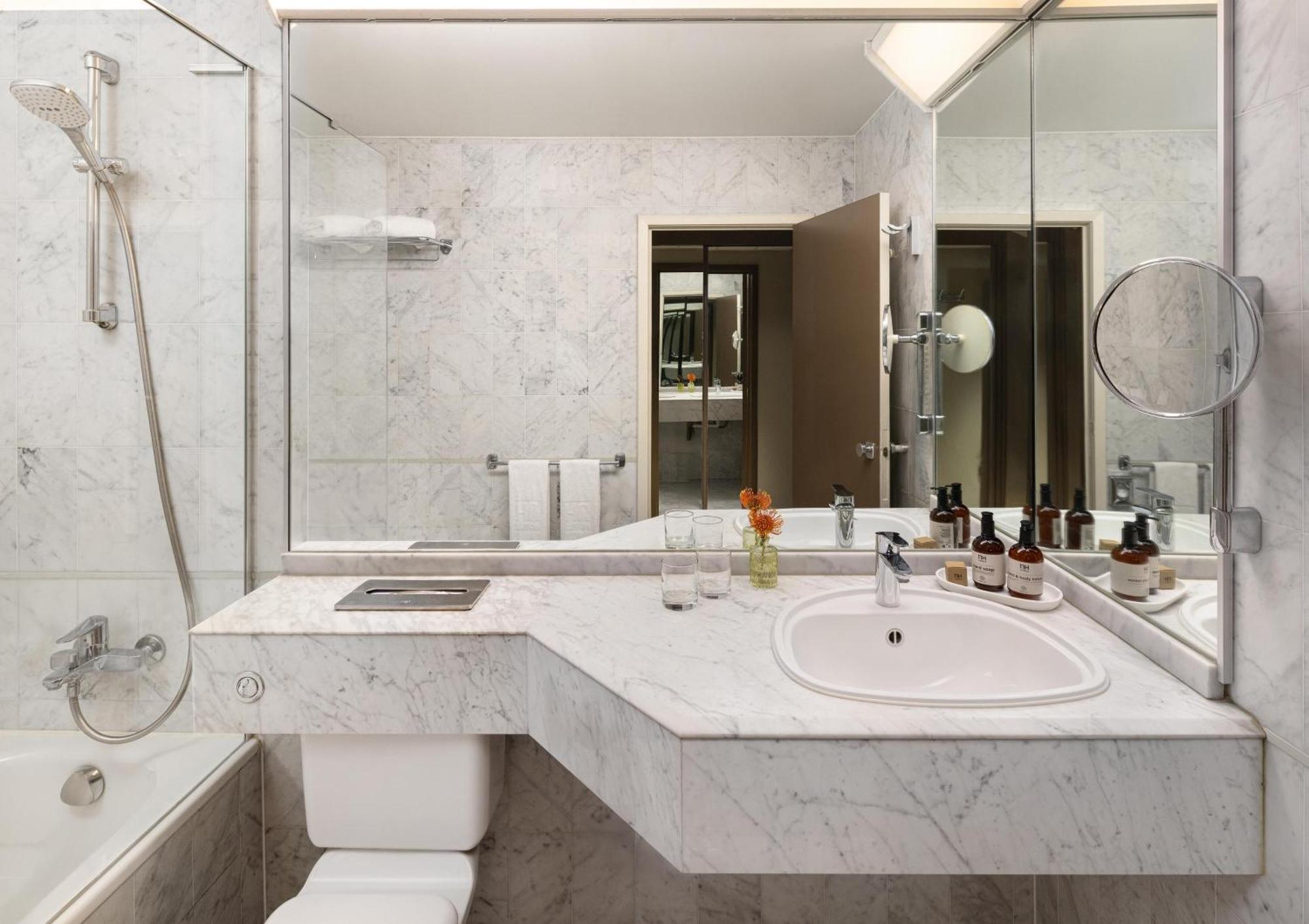 Standard Double or Twin Room,1742572409:JPEG