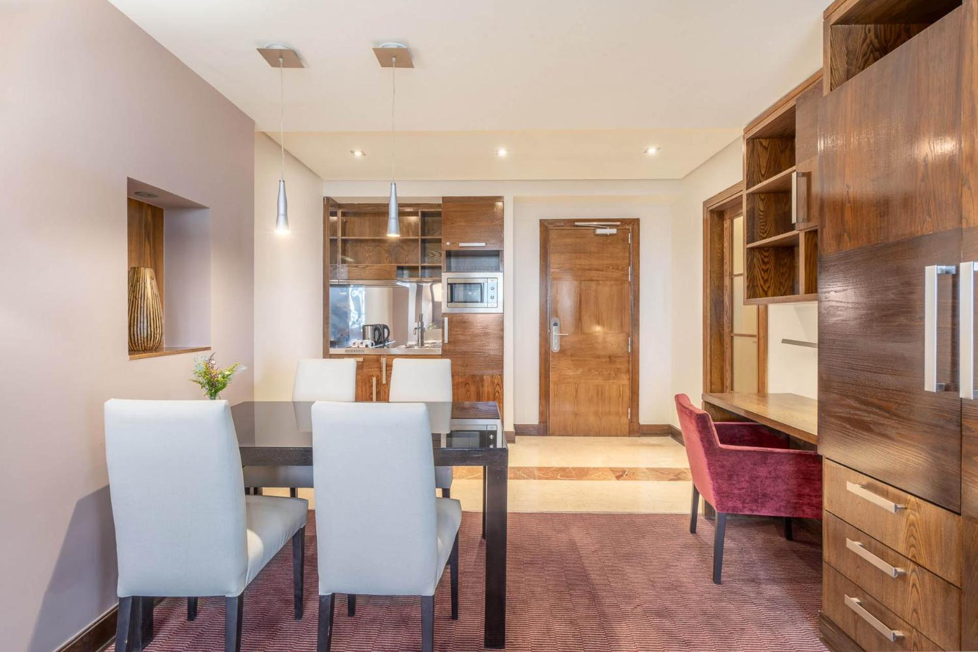 Deluxe Double Suite