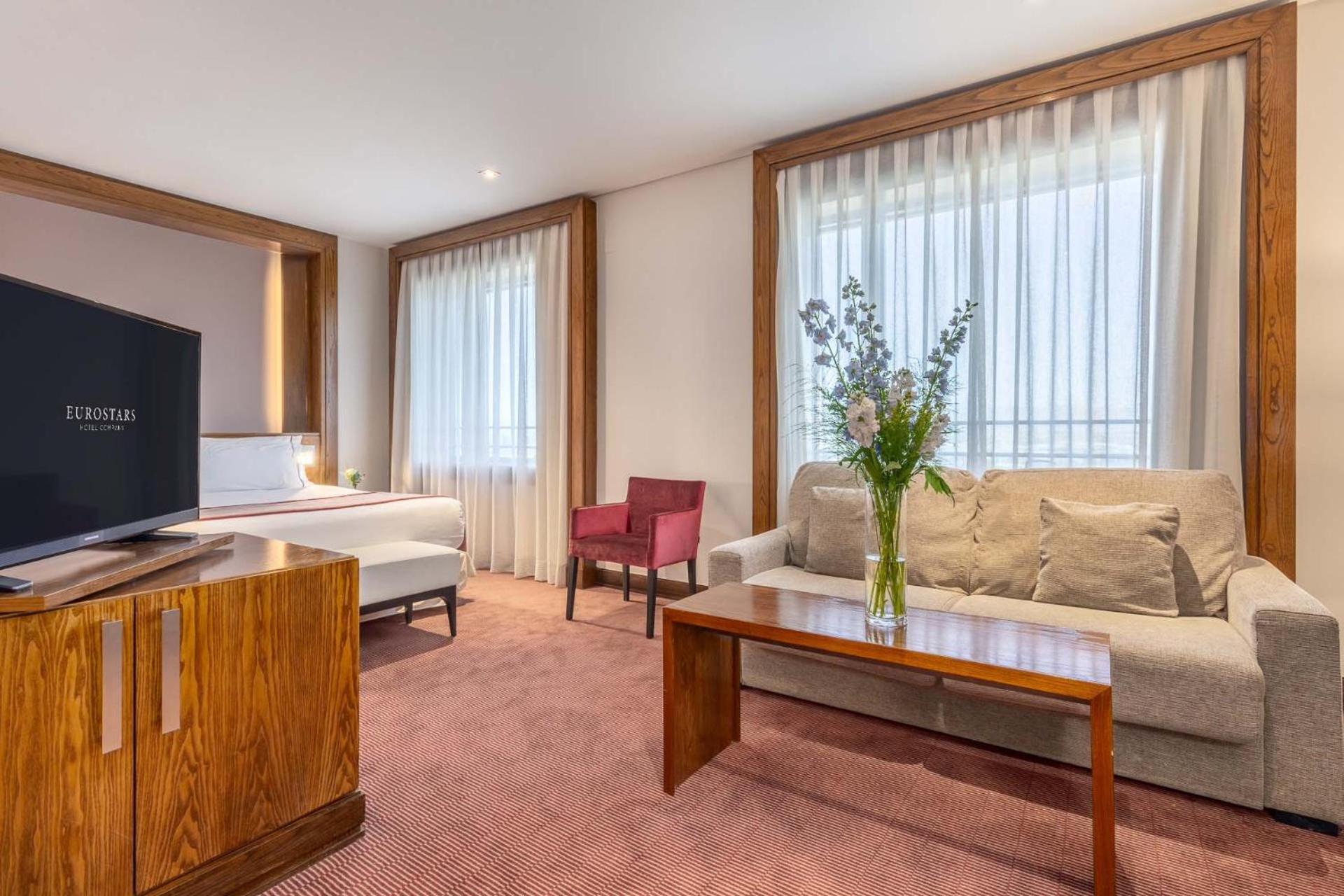 Deluxe Double Suite
