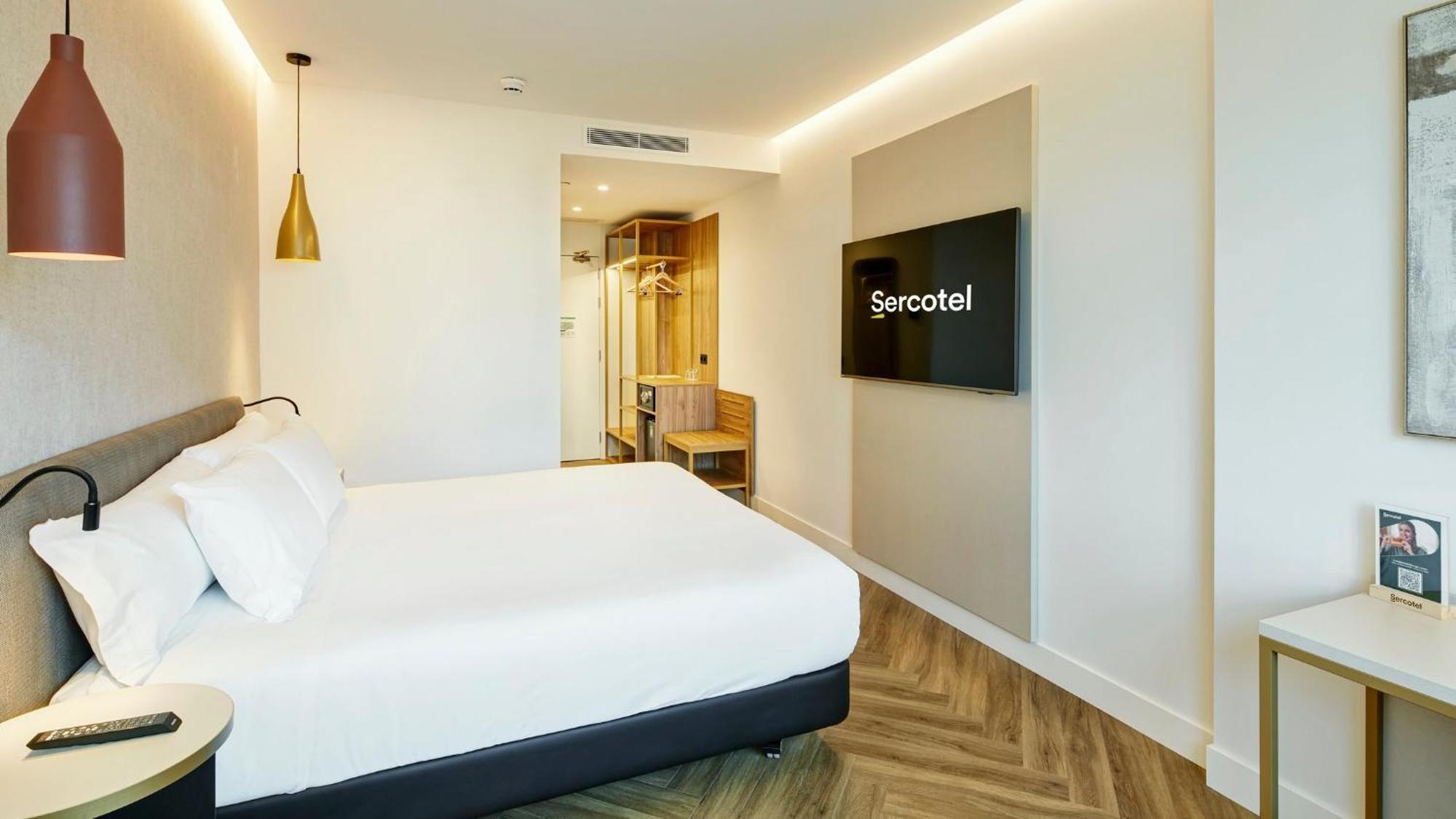 Double or Twin Room Balcony